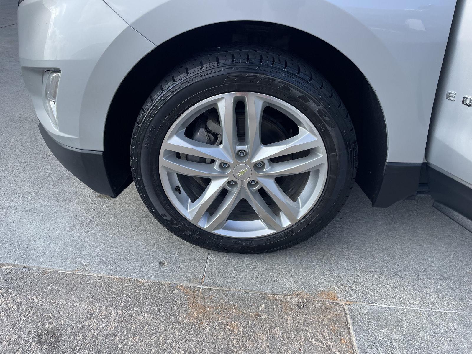 Vehicle photo 10