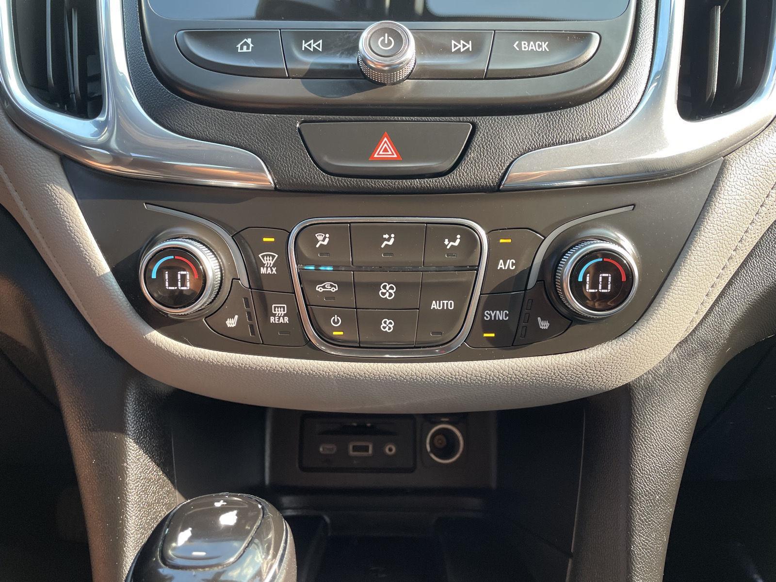 Vehicle photo 26