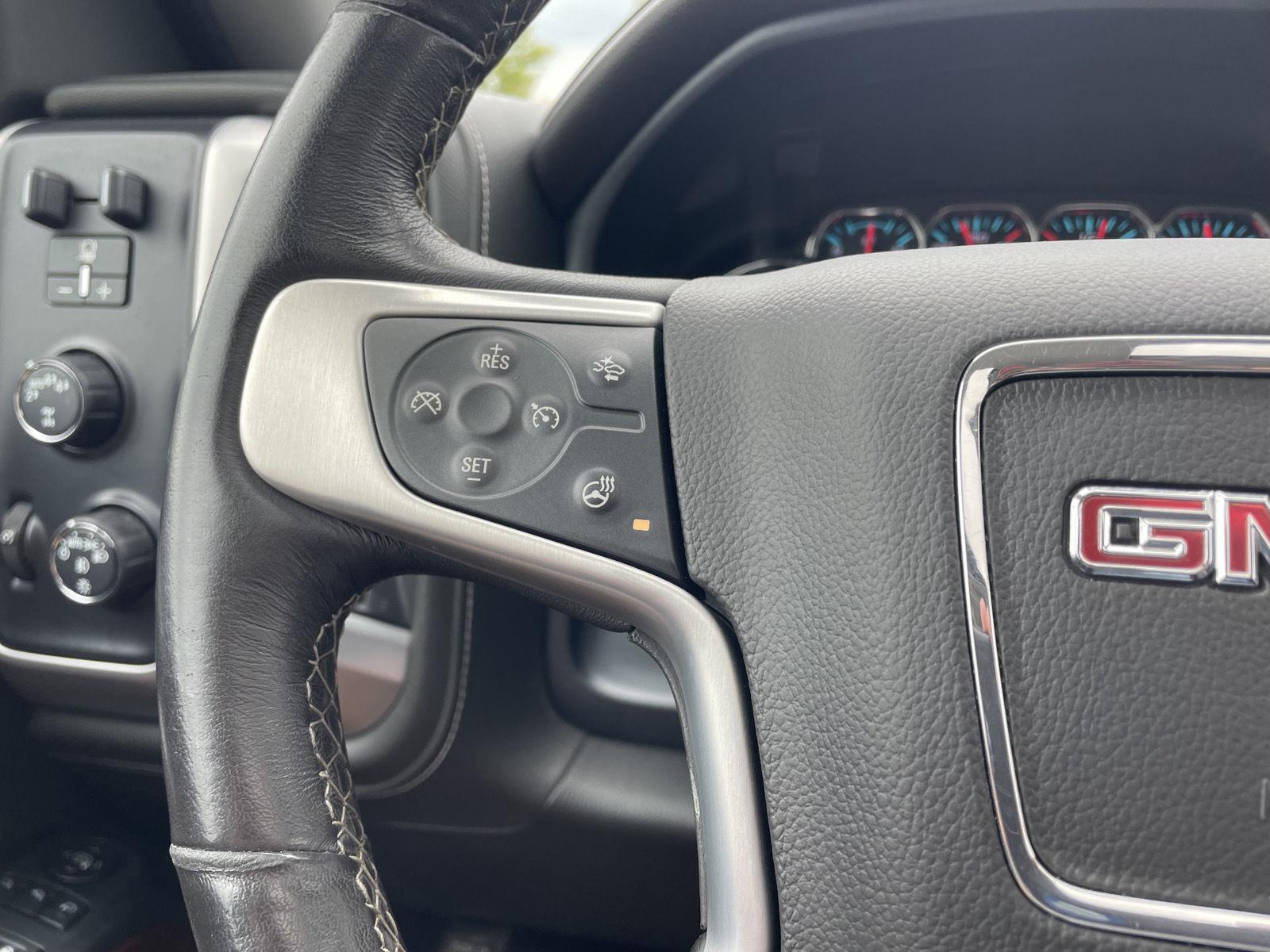 Vehicle photo 29