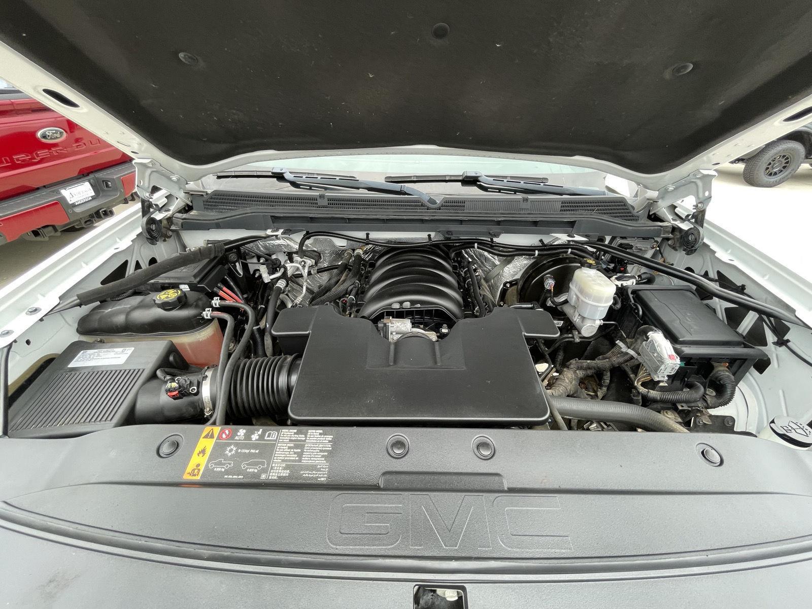Vehicle photo 37