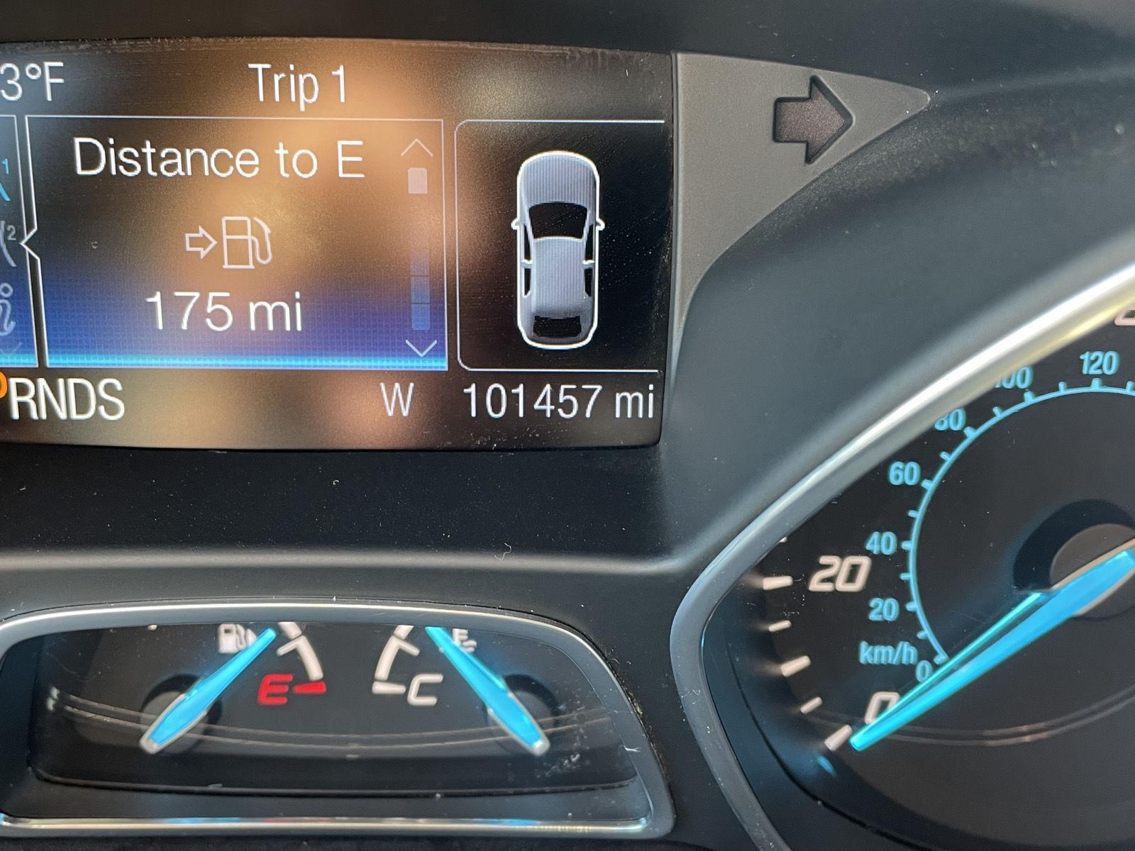 Vehicle photo 3