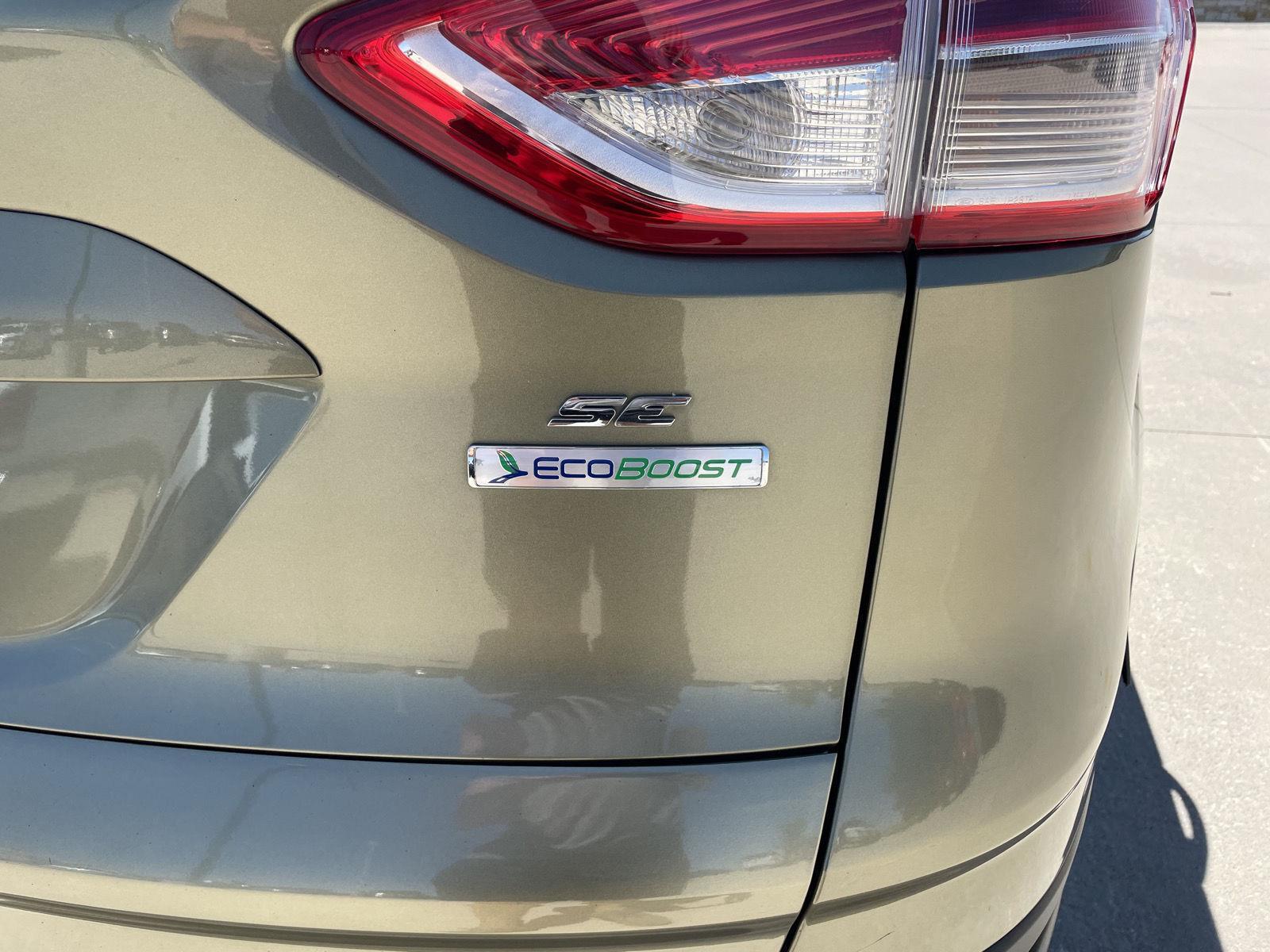 Vehicle photo 34