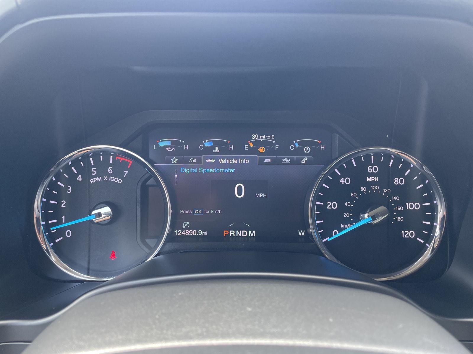 Vehicle photo 15