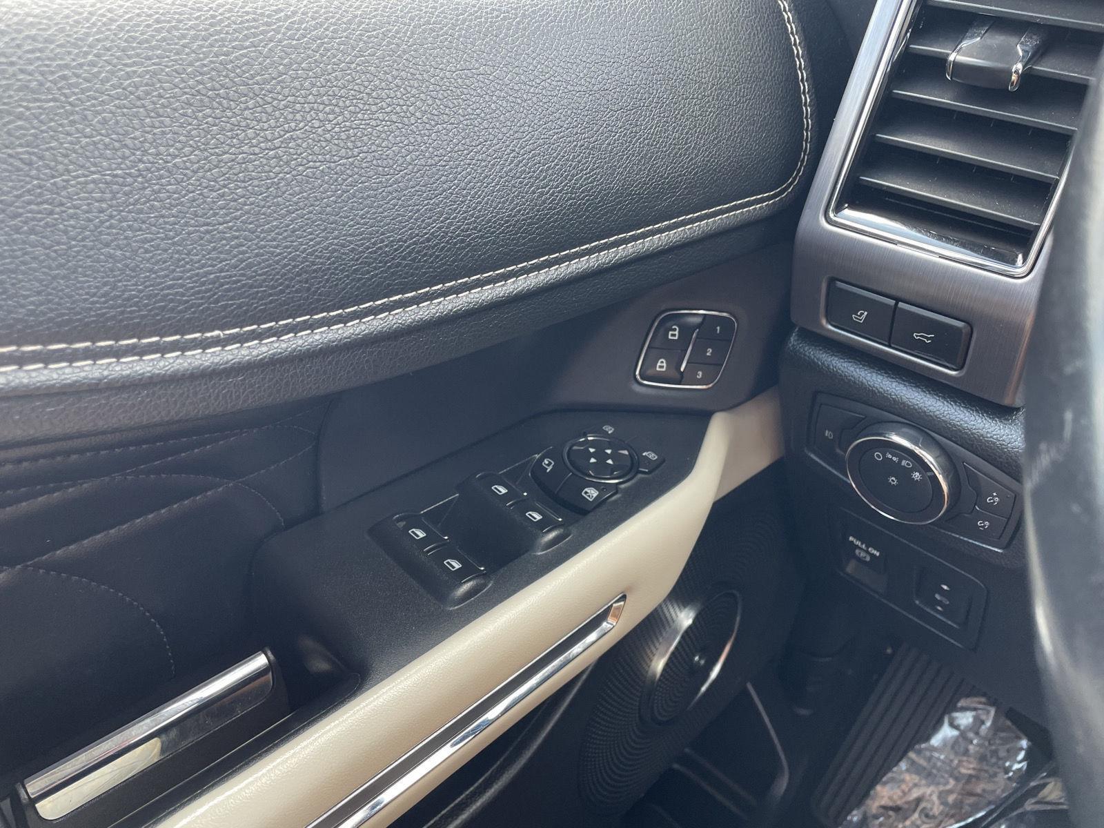 Vehicle photo 37
