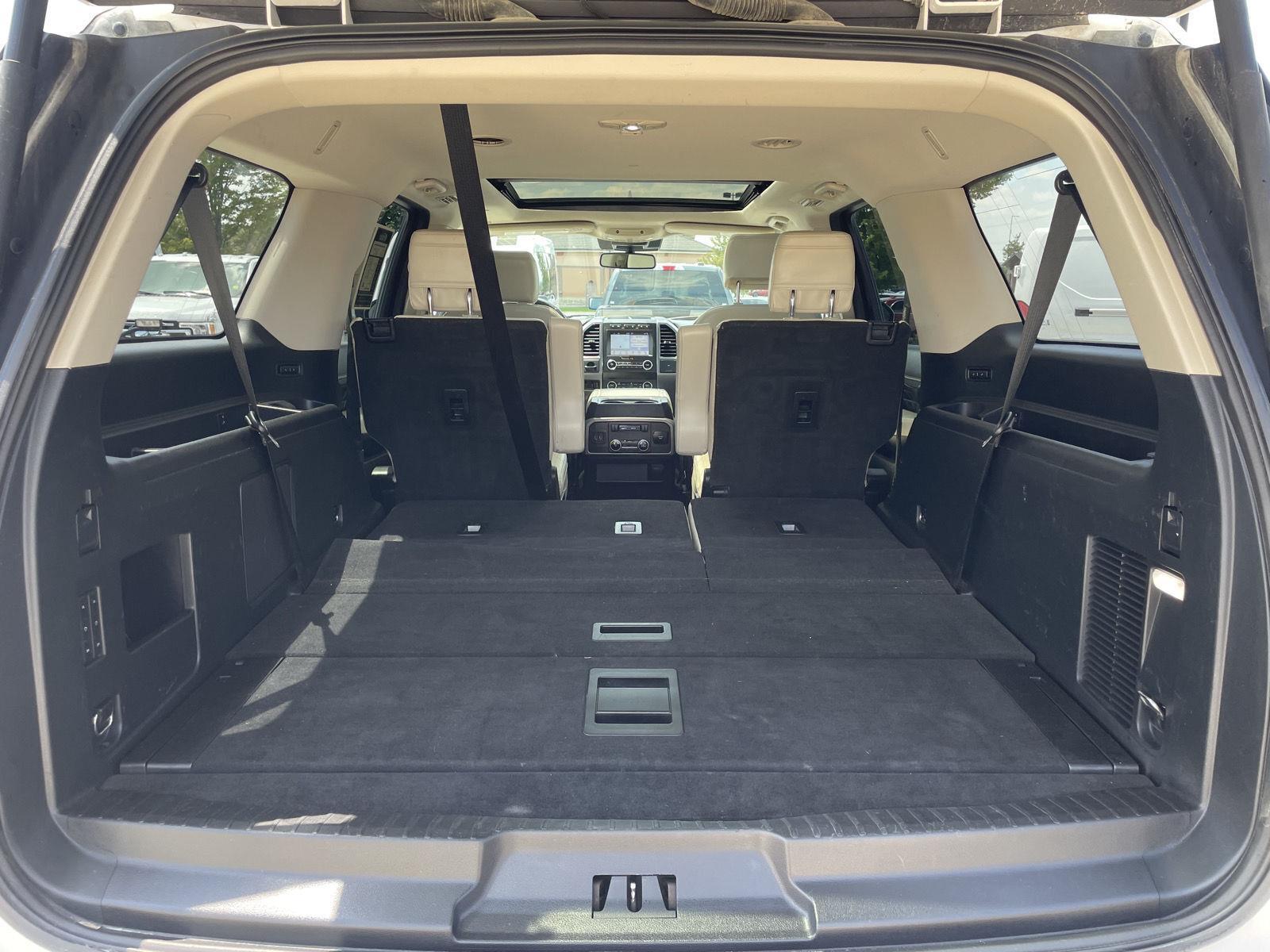 Vehicle photo 45