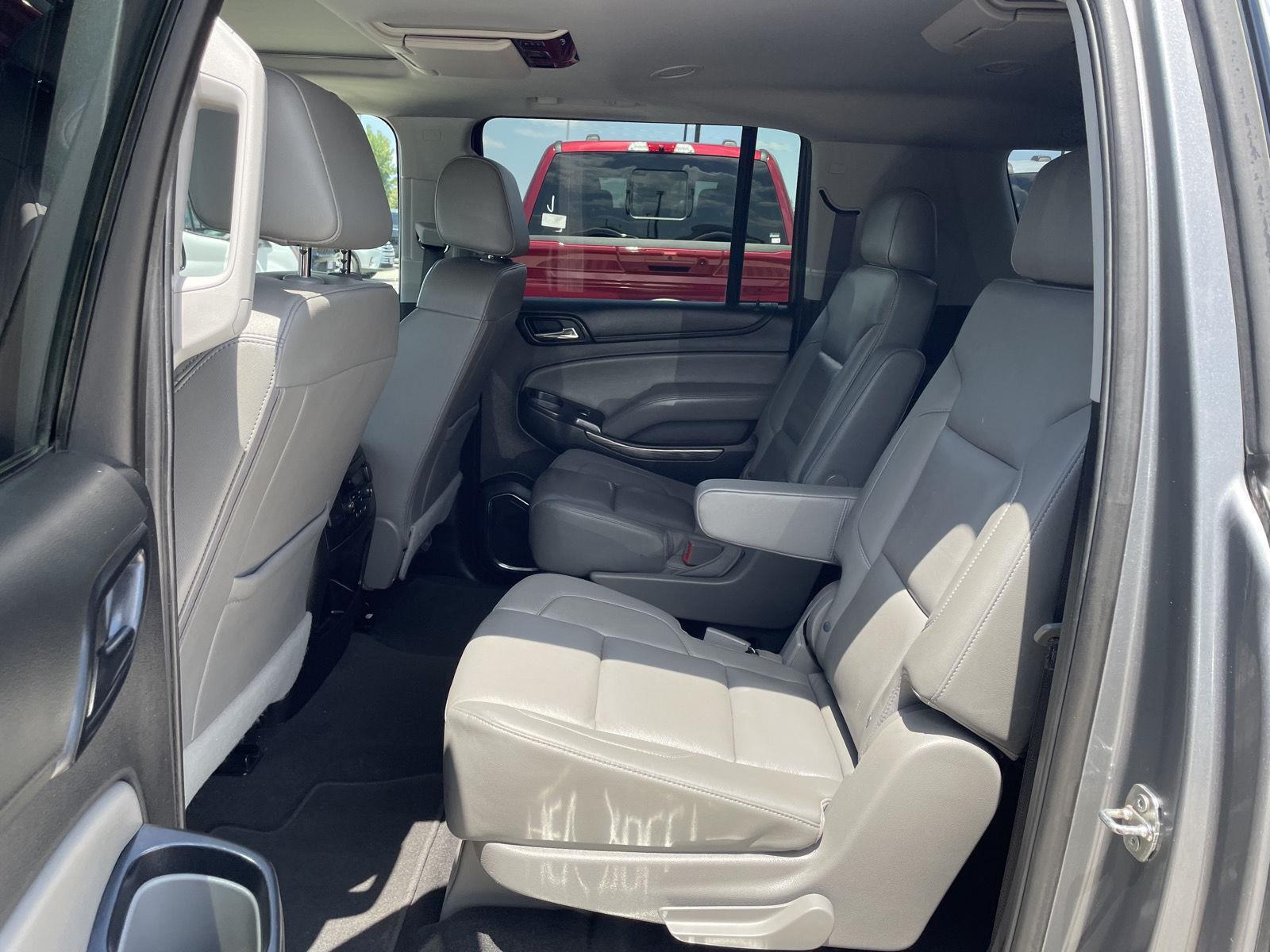 Vehicle photo 20
