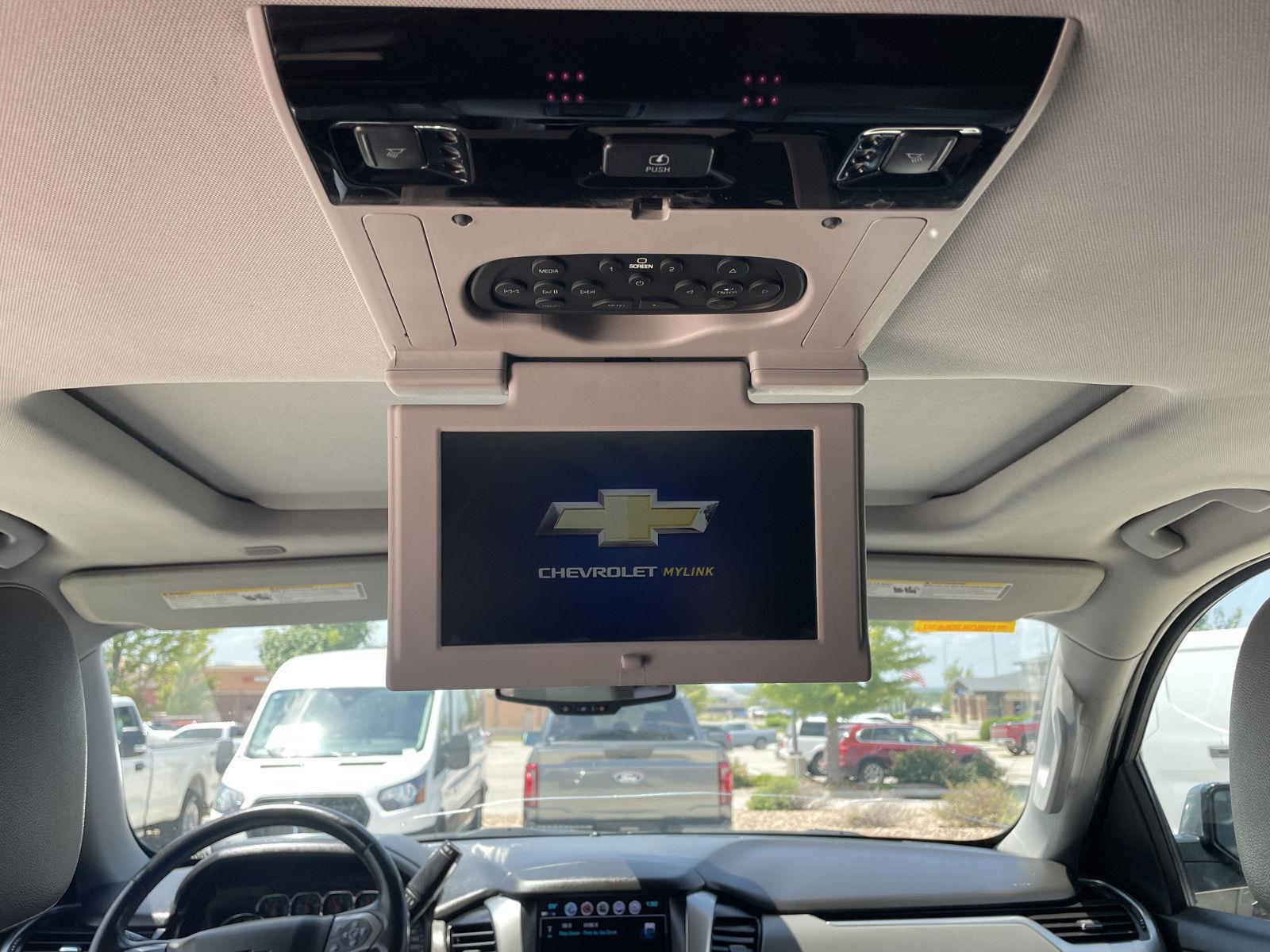 Vehicle photo 21