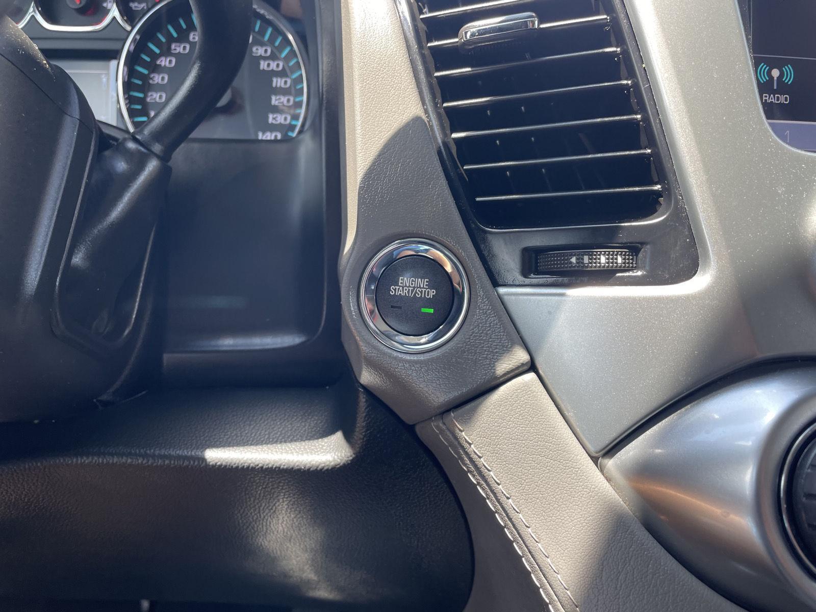 Vehicle photo 28
