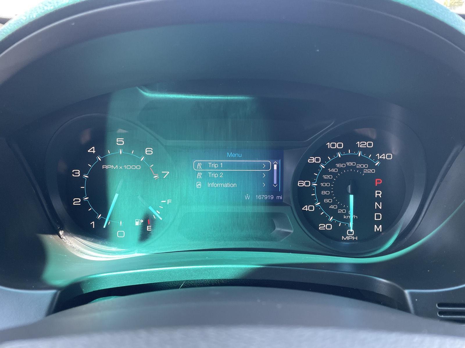 Vehicle photo 15