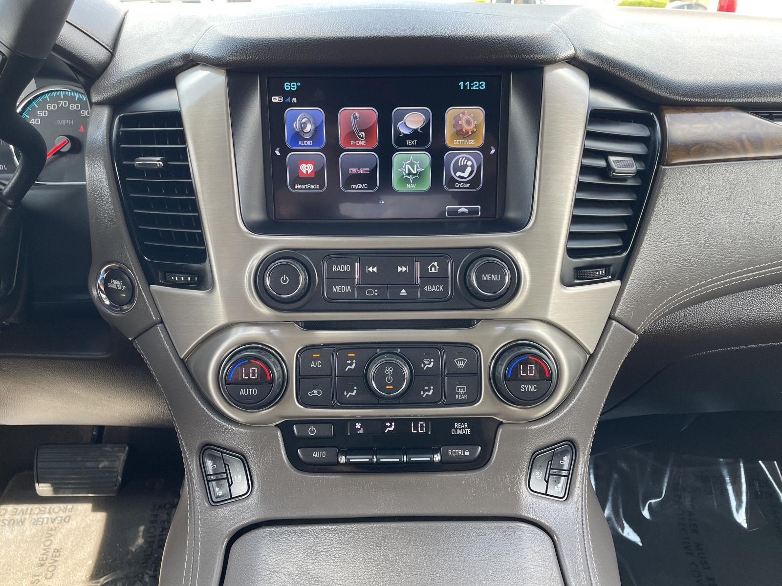 Vehicle photo 24