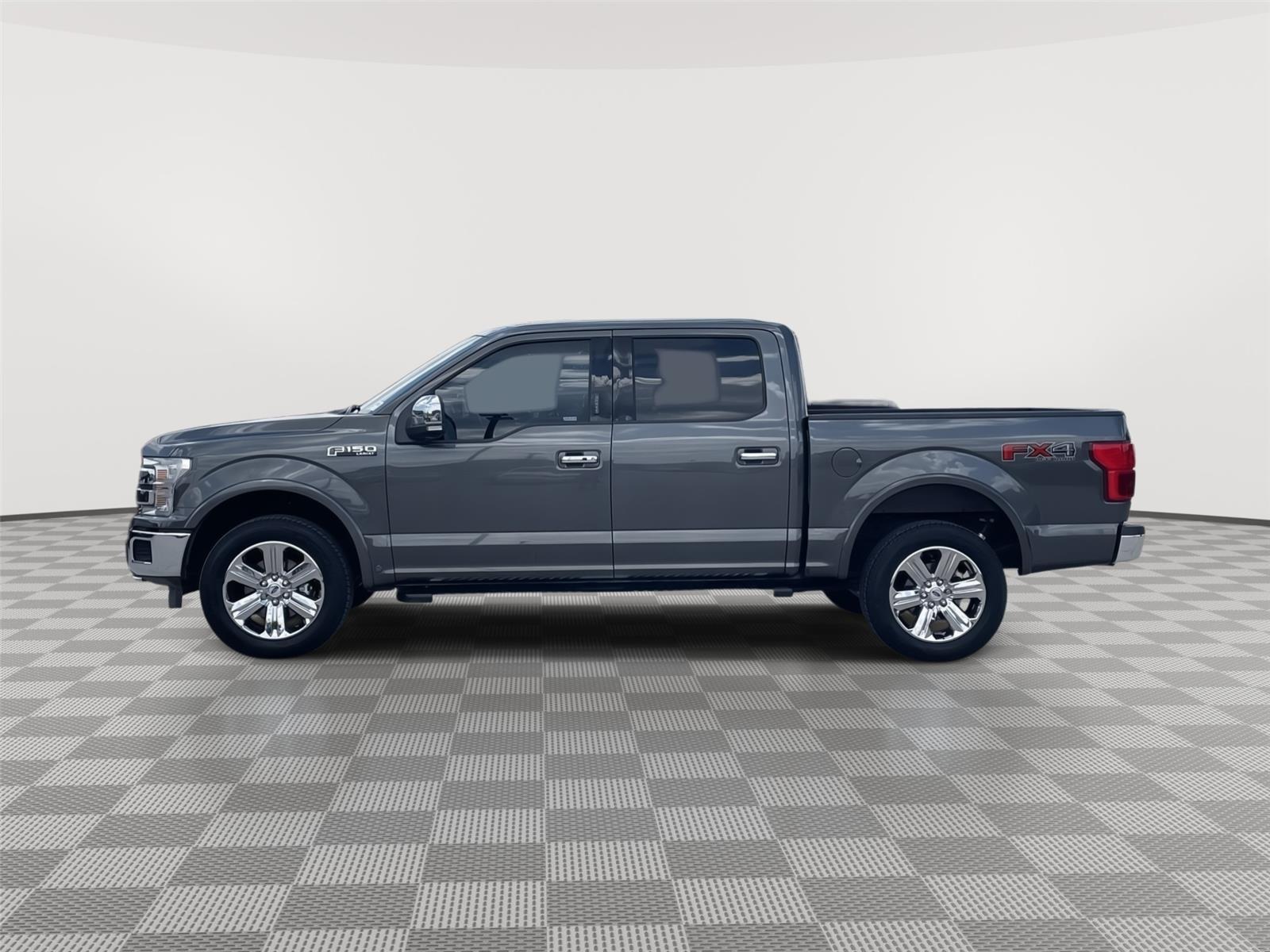 Vehicle photo 2