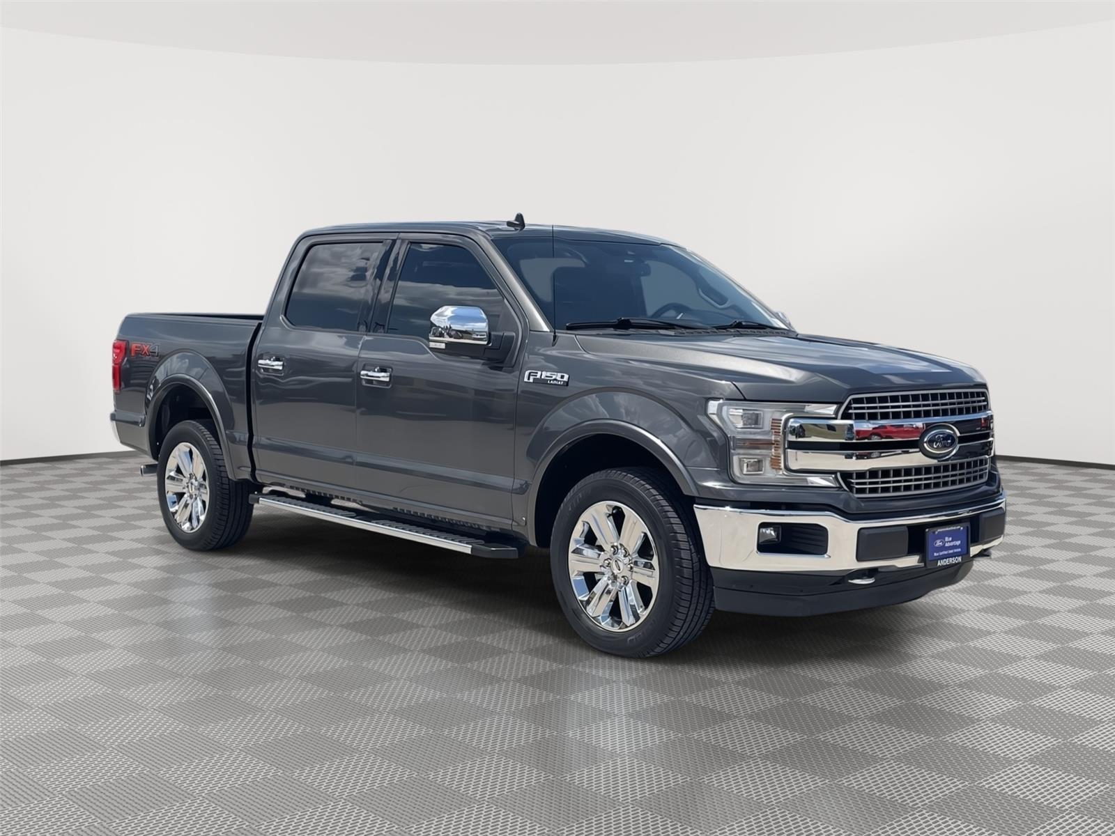 Vehicle photo 5