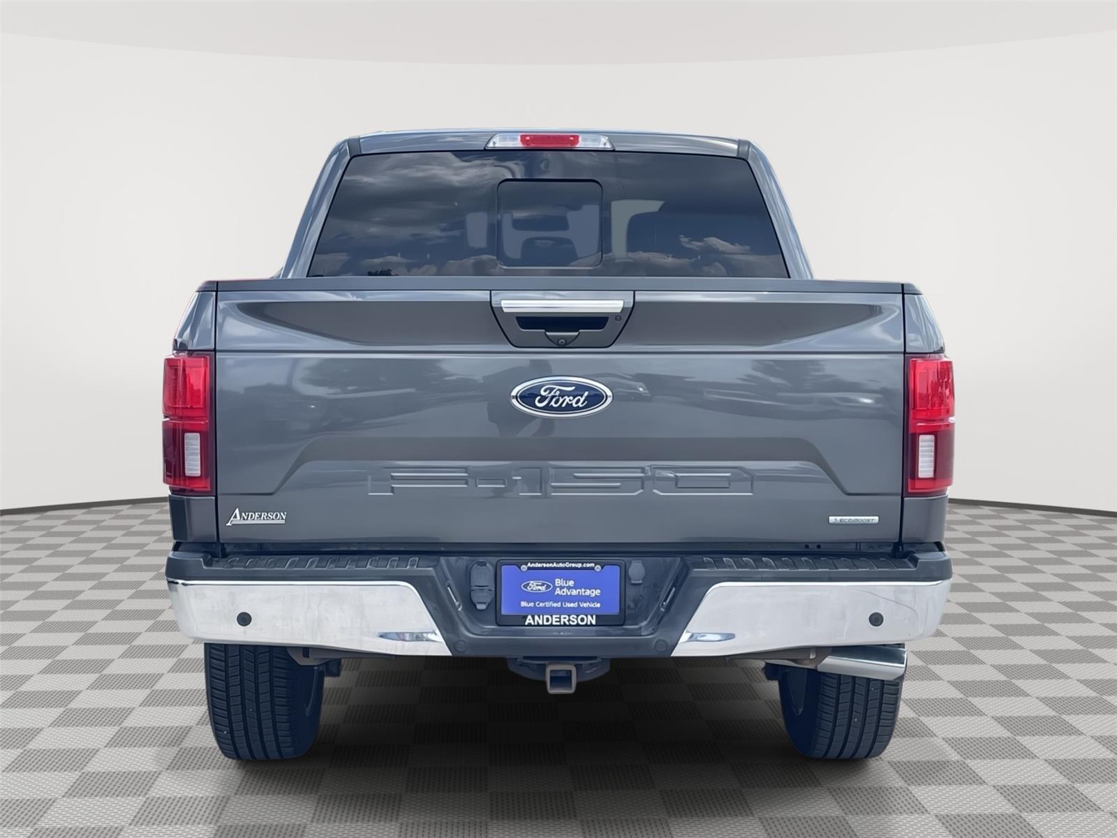 Vehicle photo 8