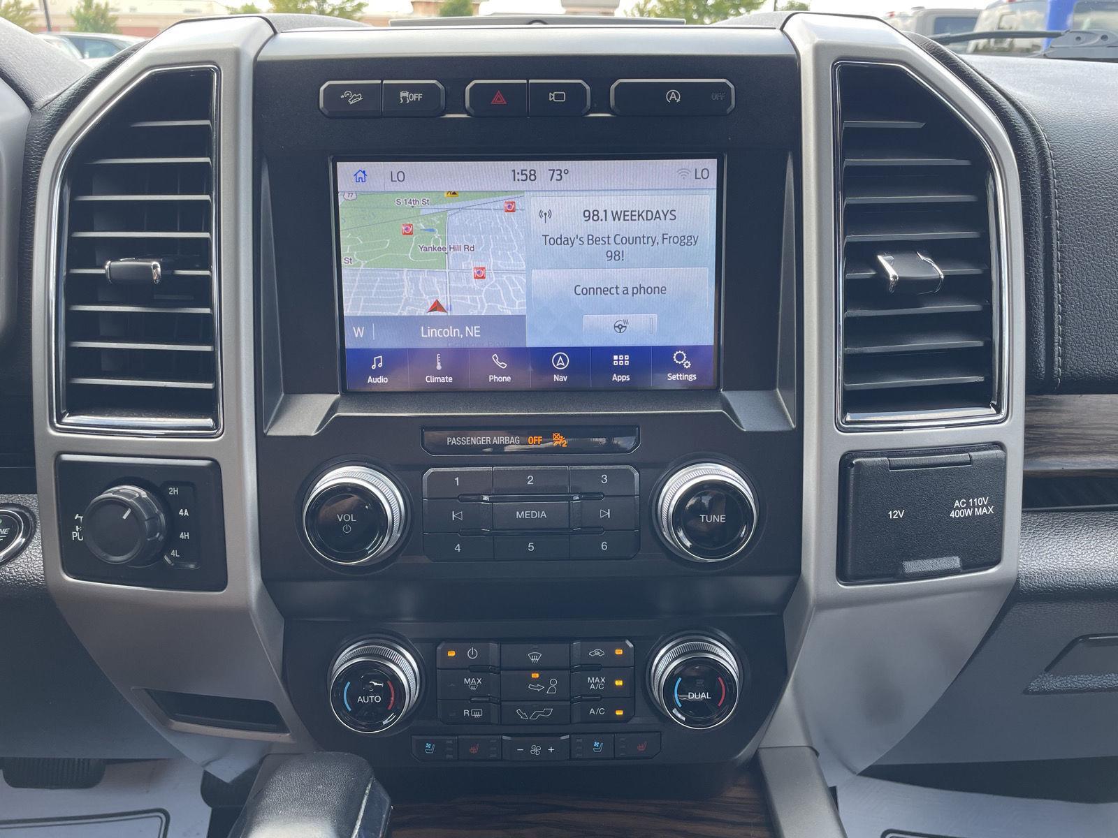 Vehicle photo 23