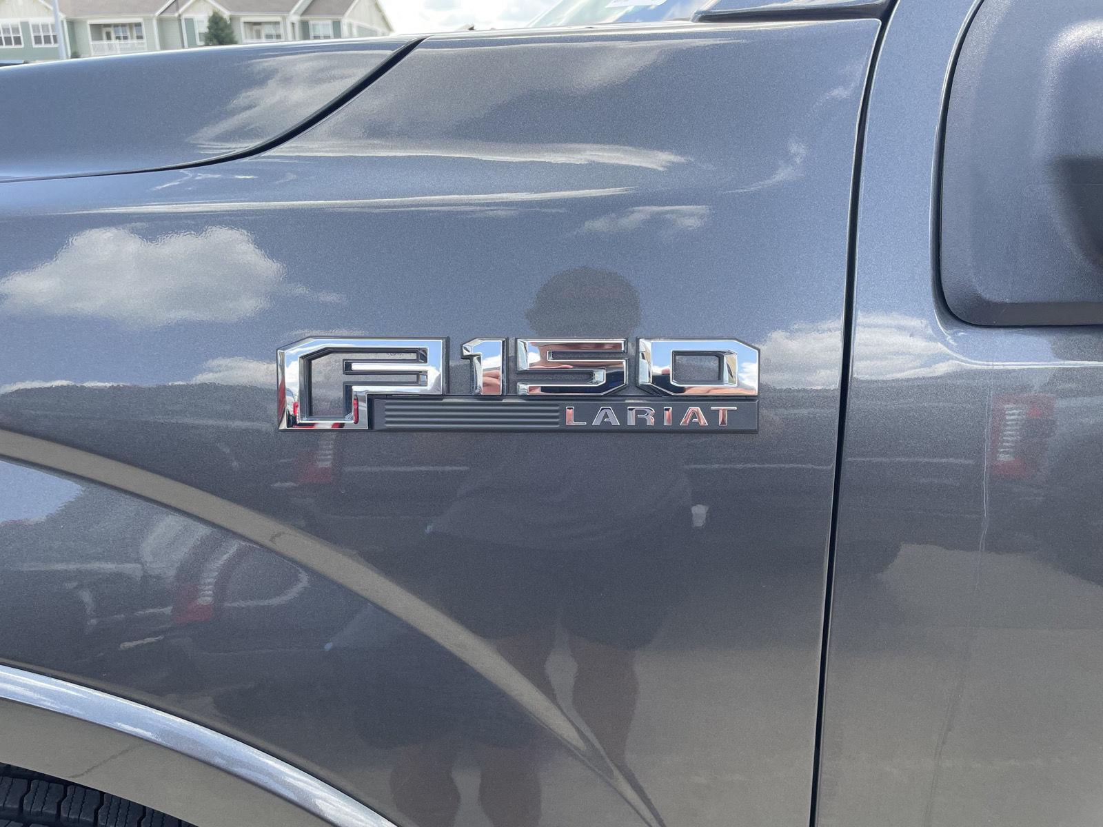 Vehicle photo 42
