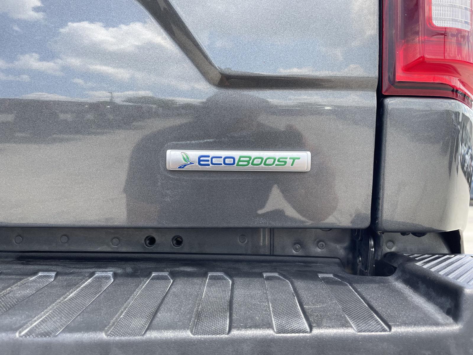 Vehicle photo 43