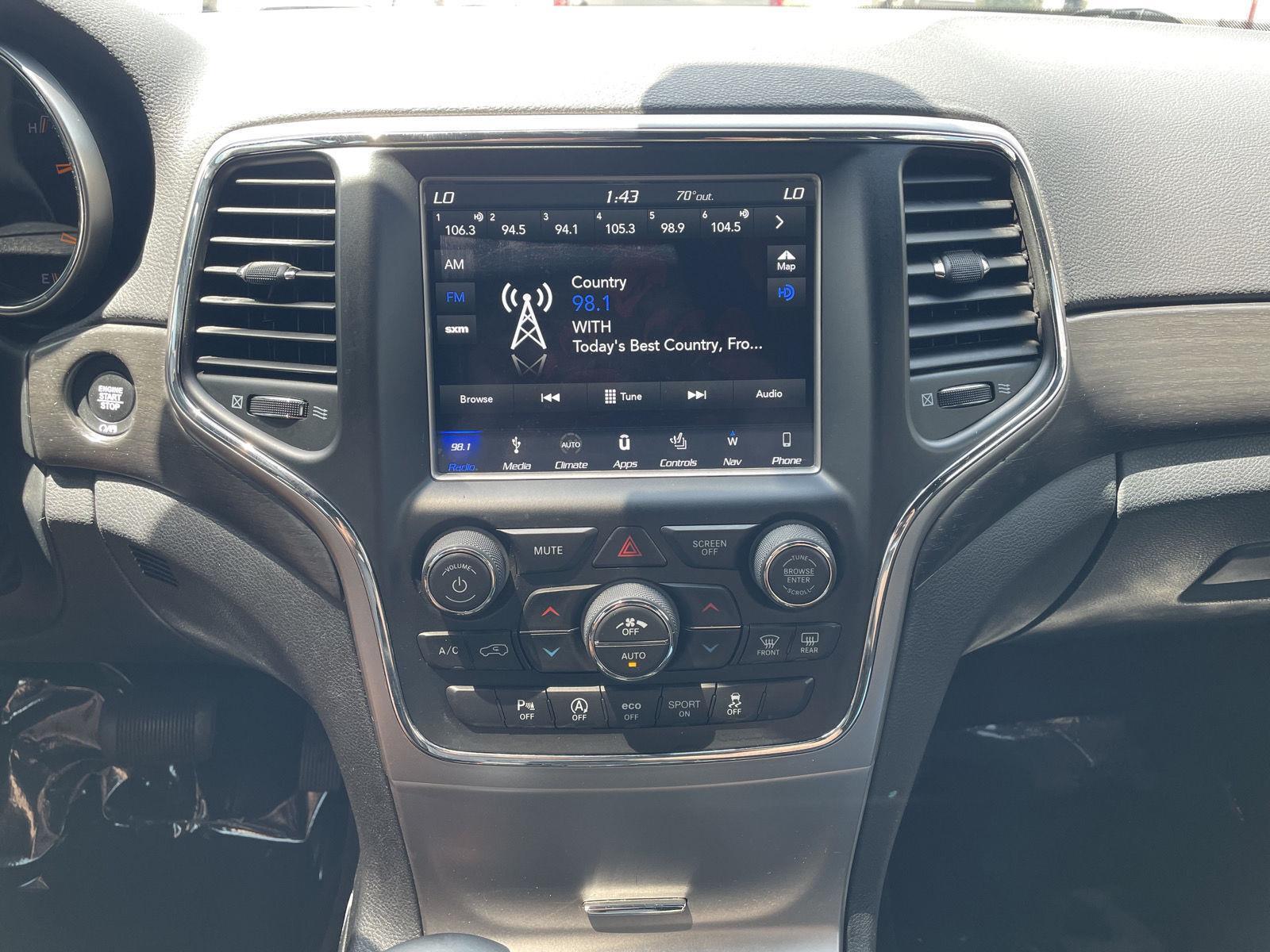 Vehicle photo 22
