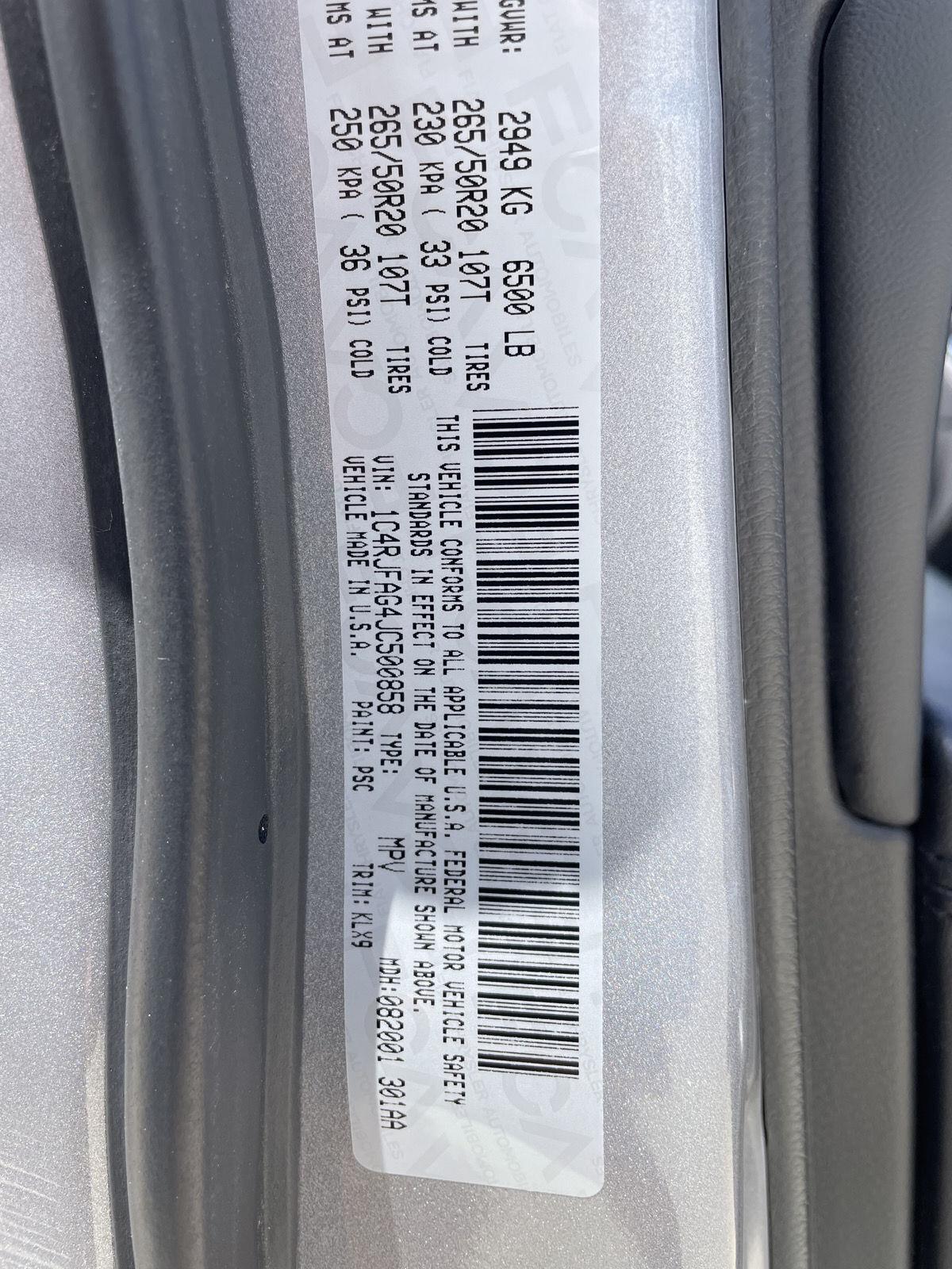 Vehicle photo 31