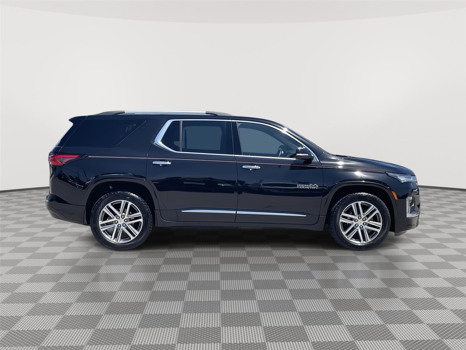 Vehicle photo 6