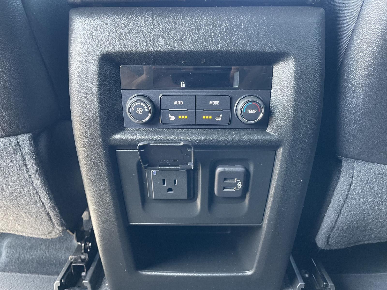 Vehicle photo 21