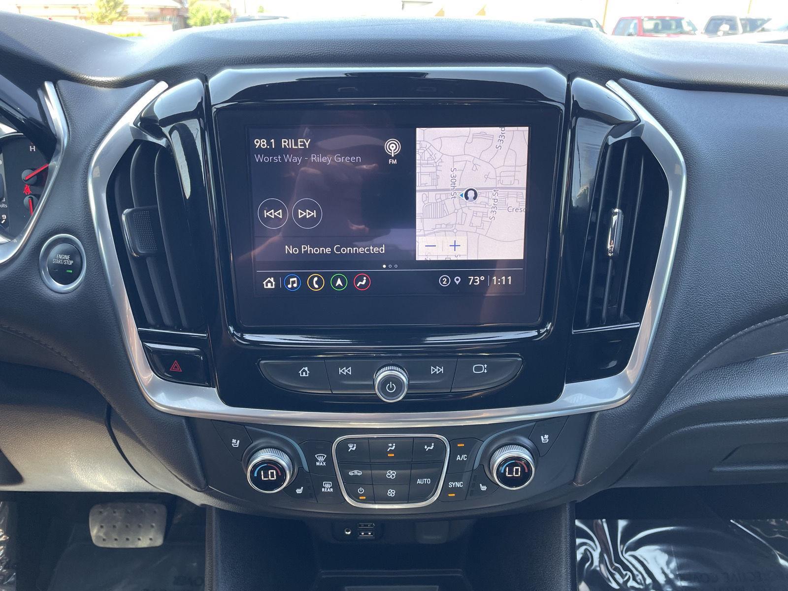 Vehicle photo 25