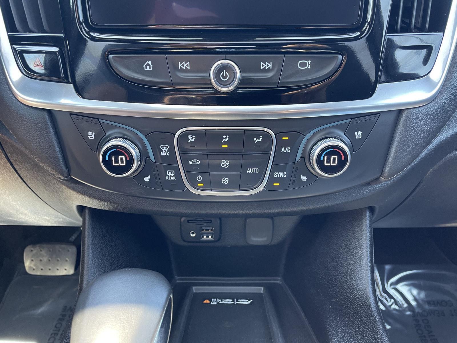 Vehicle photo 31