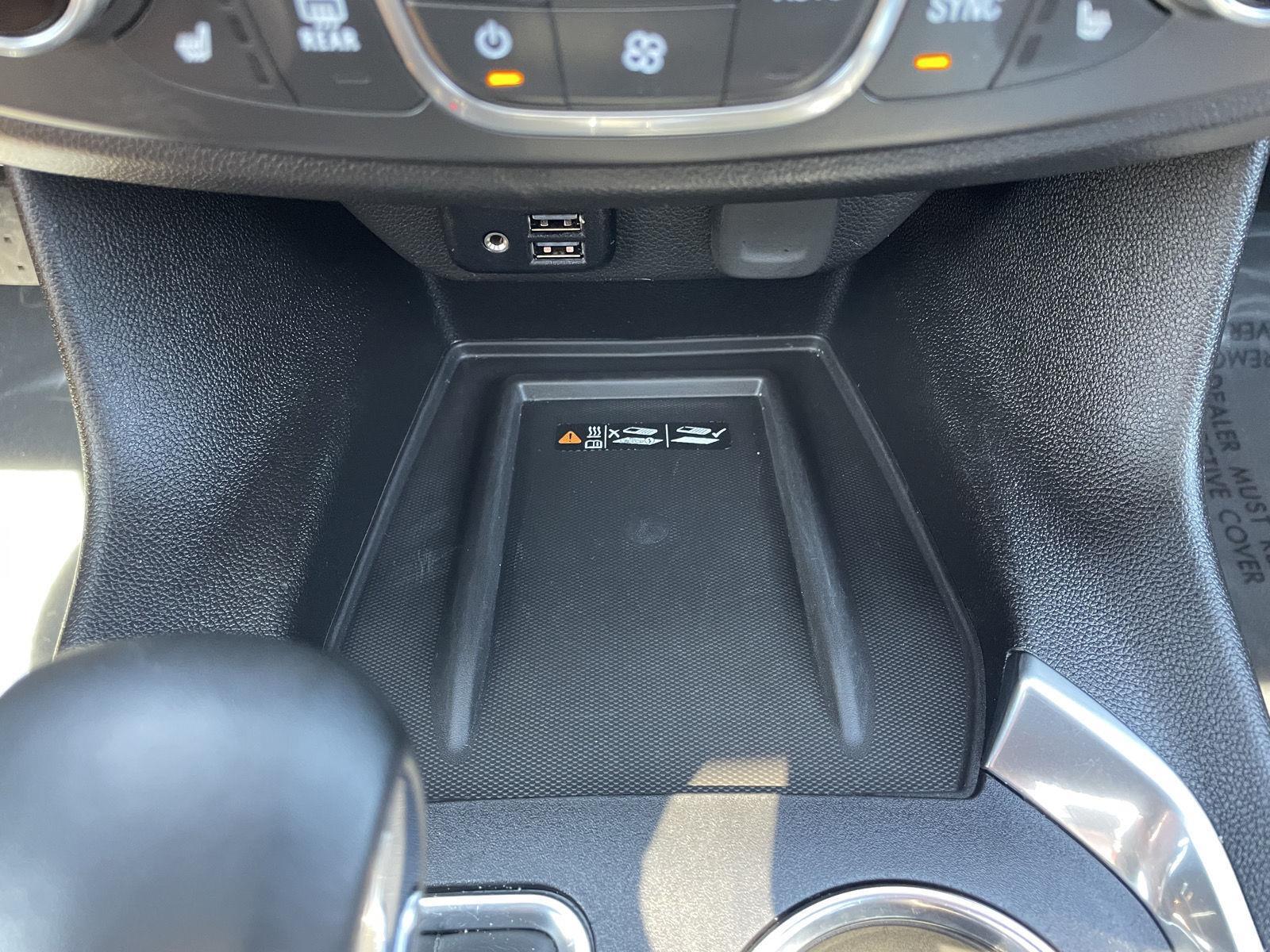 Vehicle photo 36