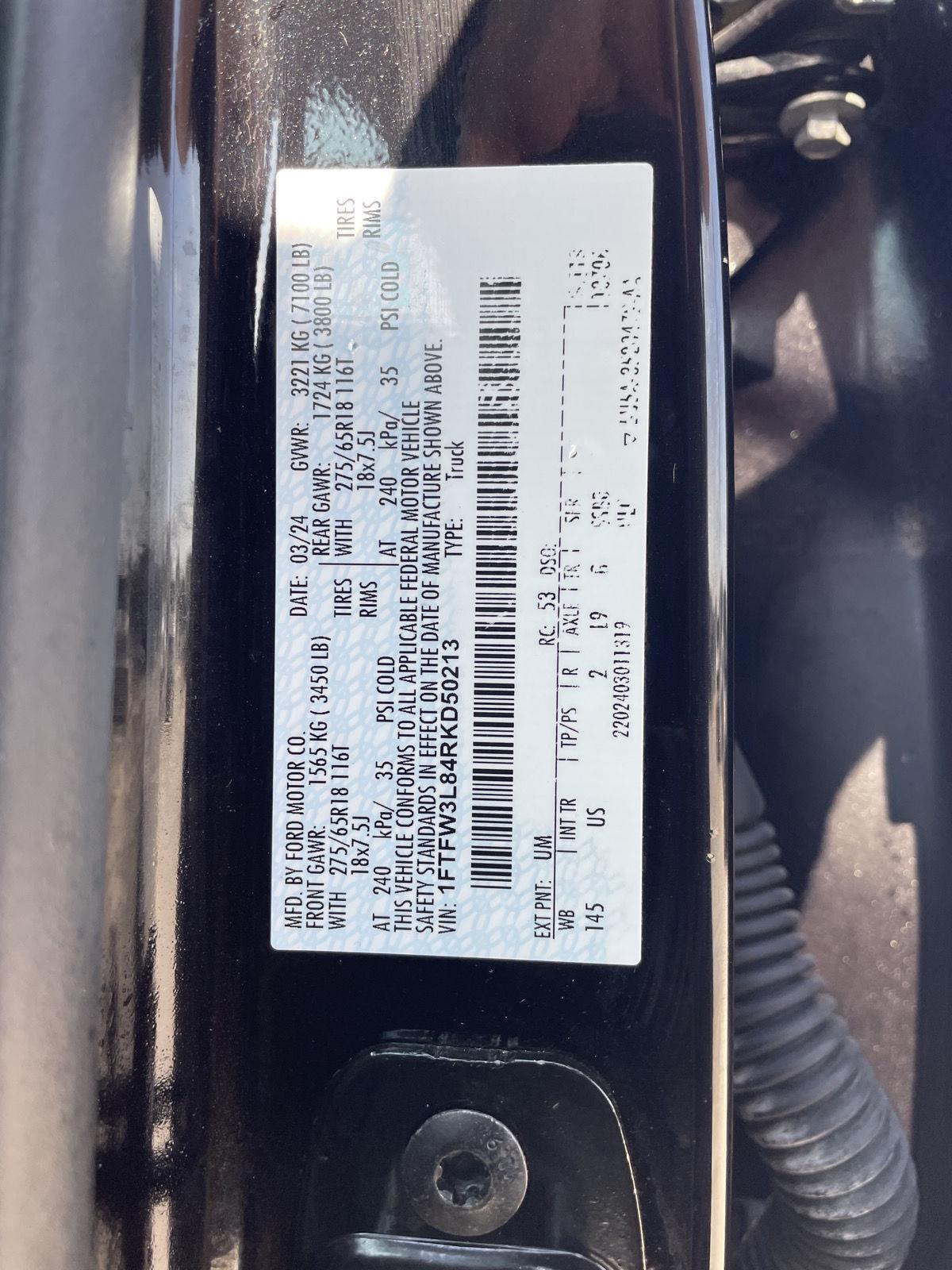 Vehicle photo 36