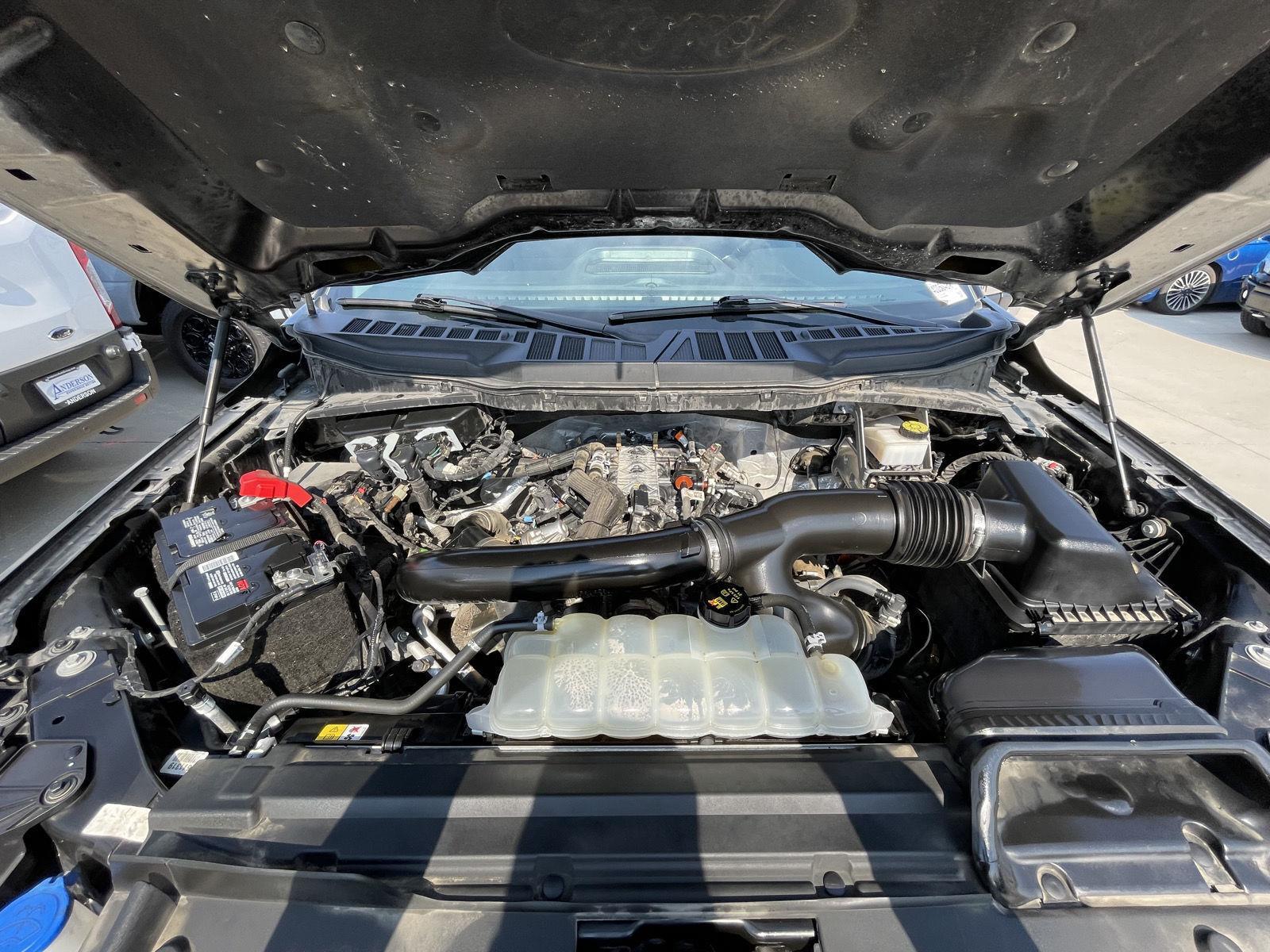 Vehicle photo 38