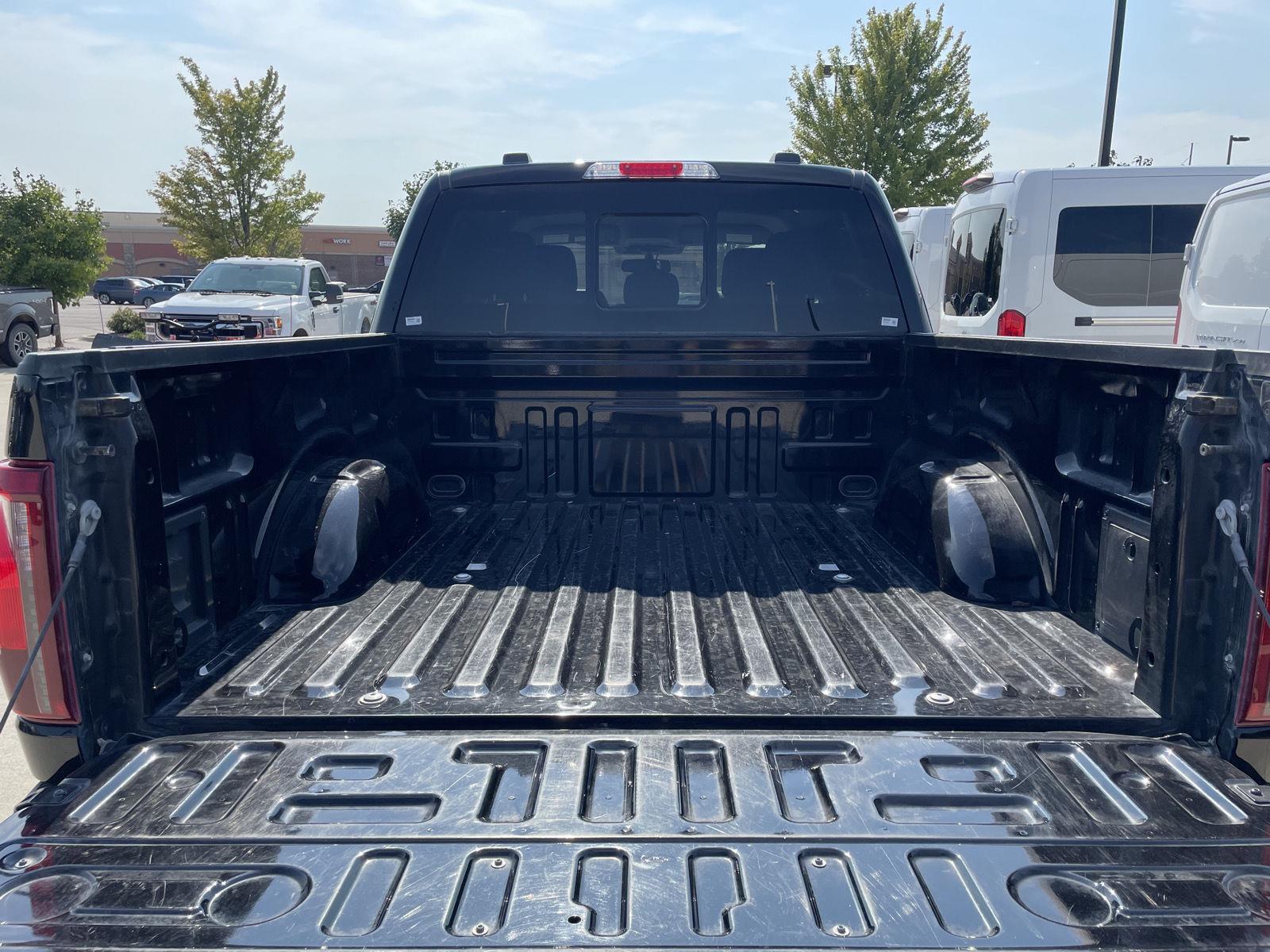 Vehicle photo 39