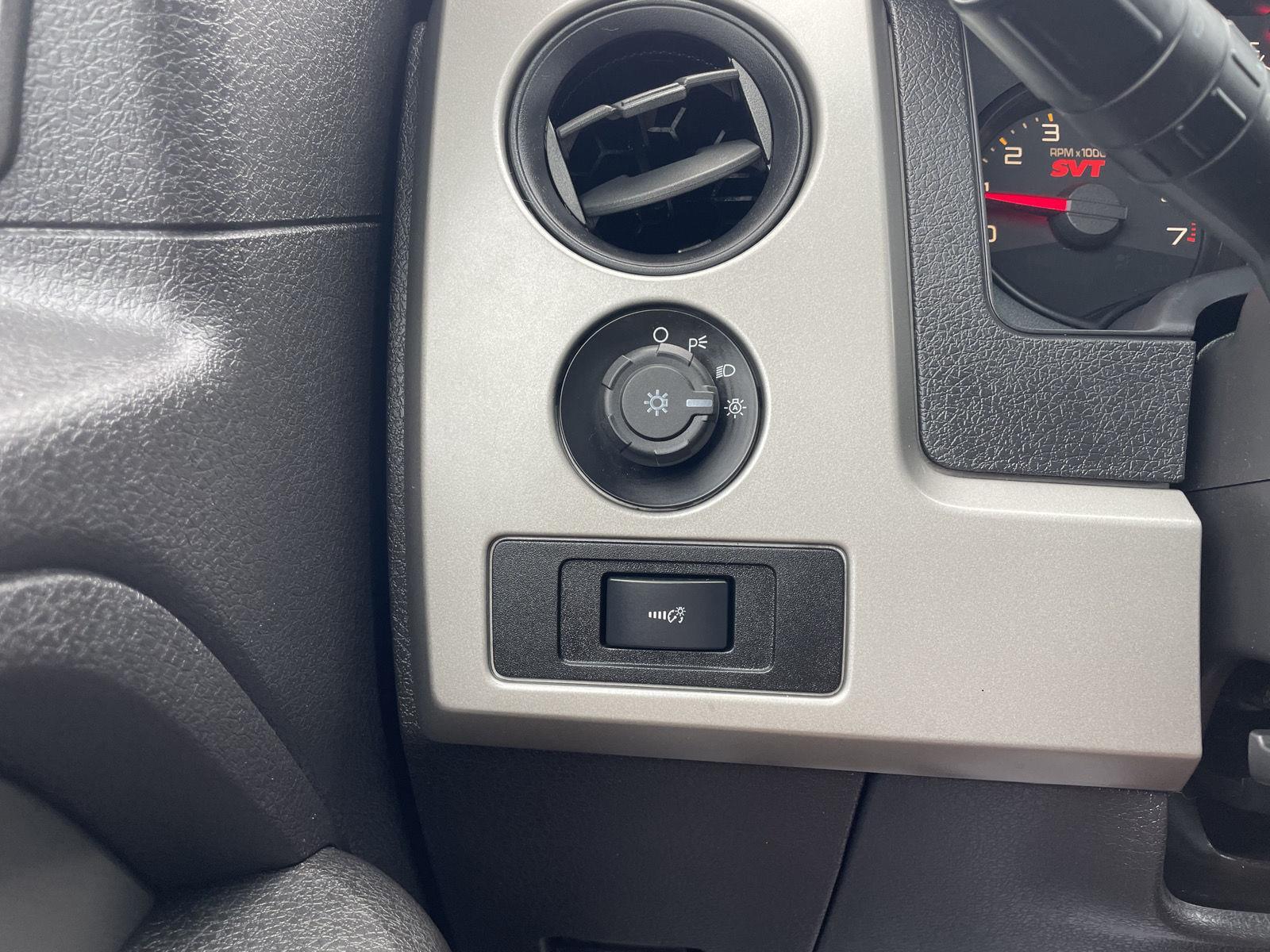Vehicle photo 16