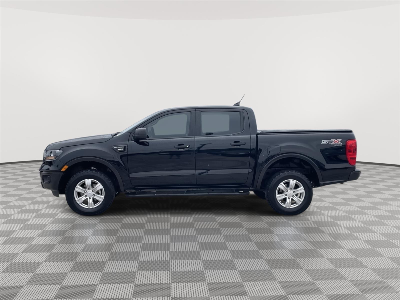 Vehicle photo 2