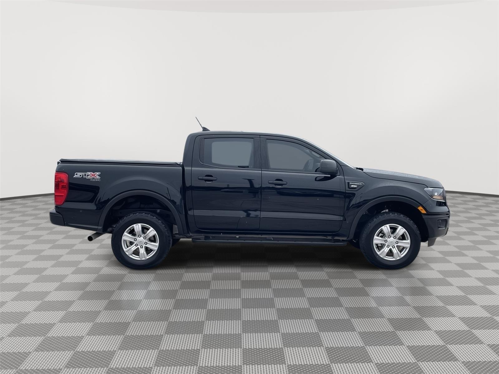 Vehicle photo 6