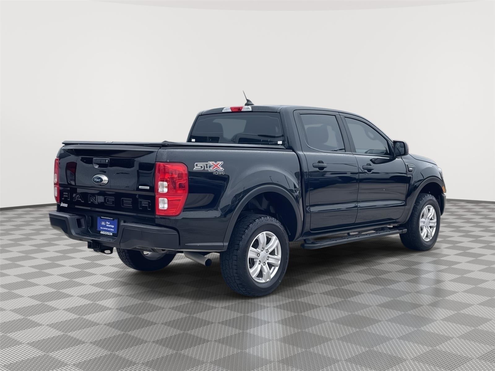 Vehicle photo 7