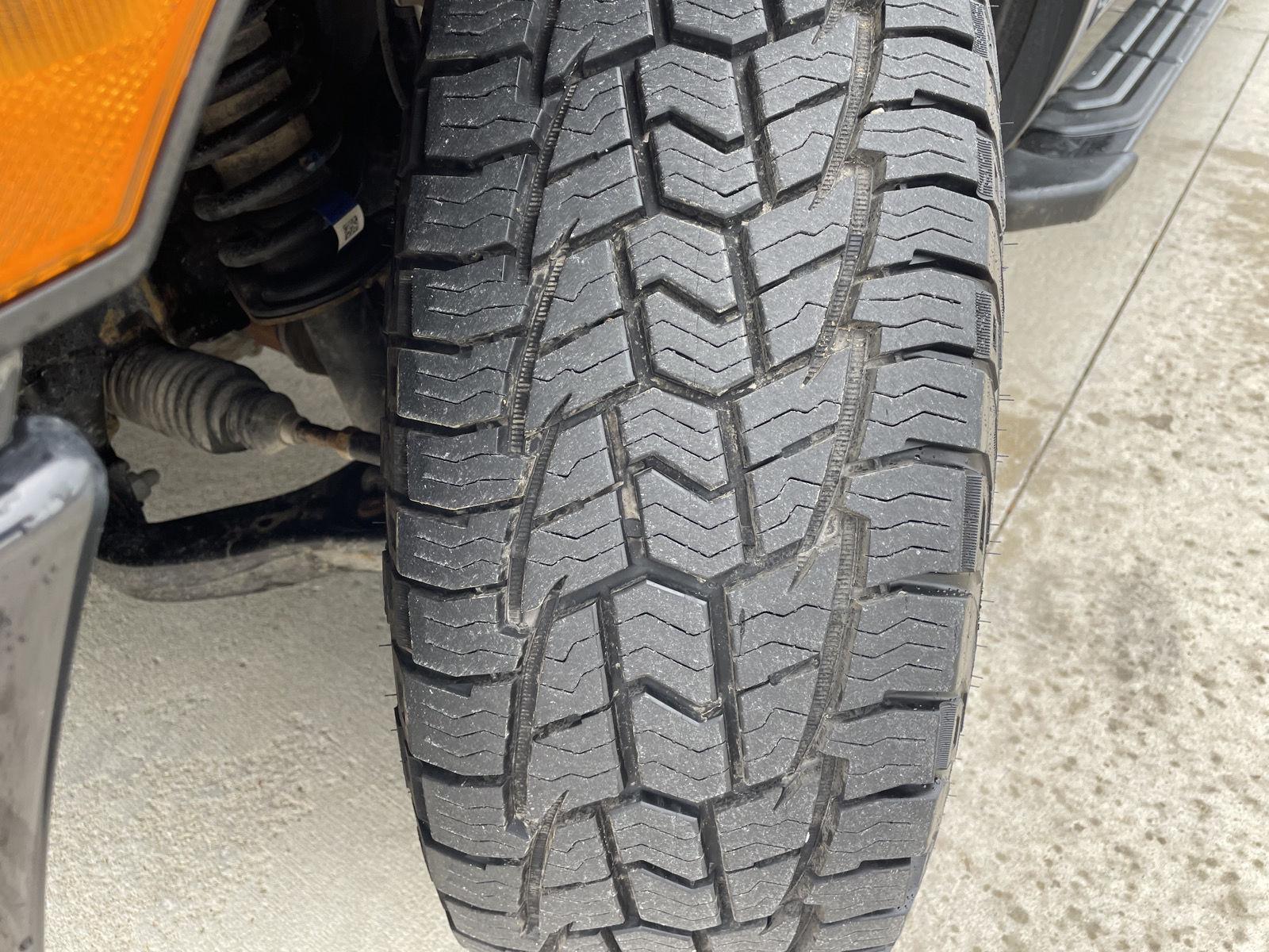 Vehicle photo 11