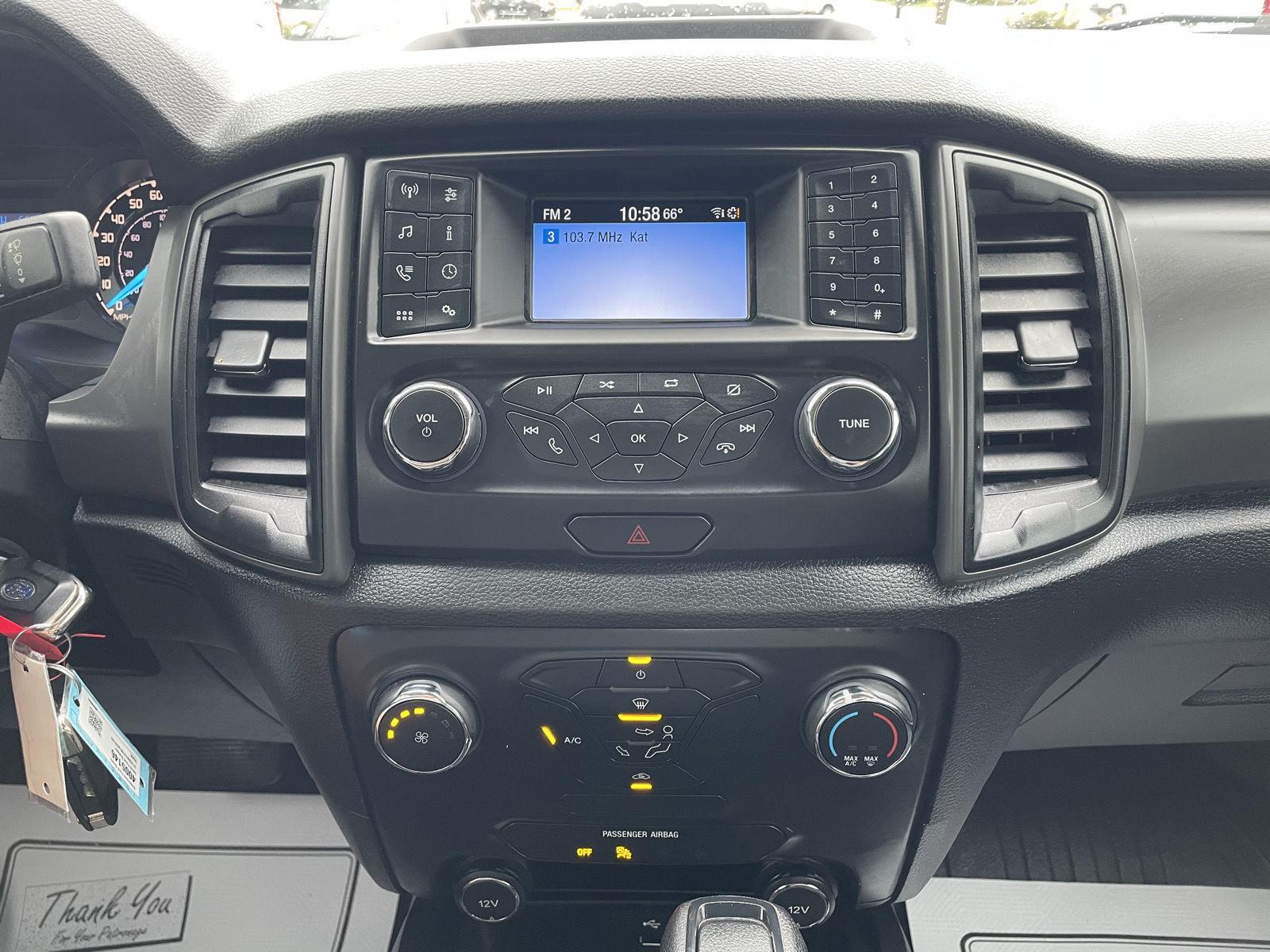 Vehicle photo 22