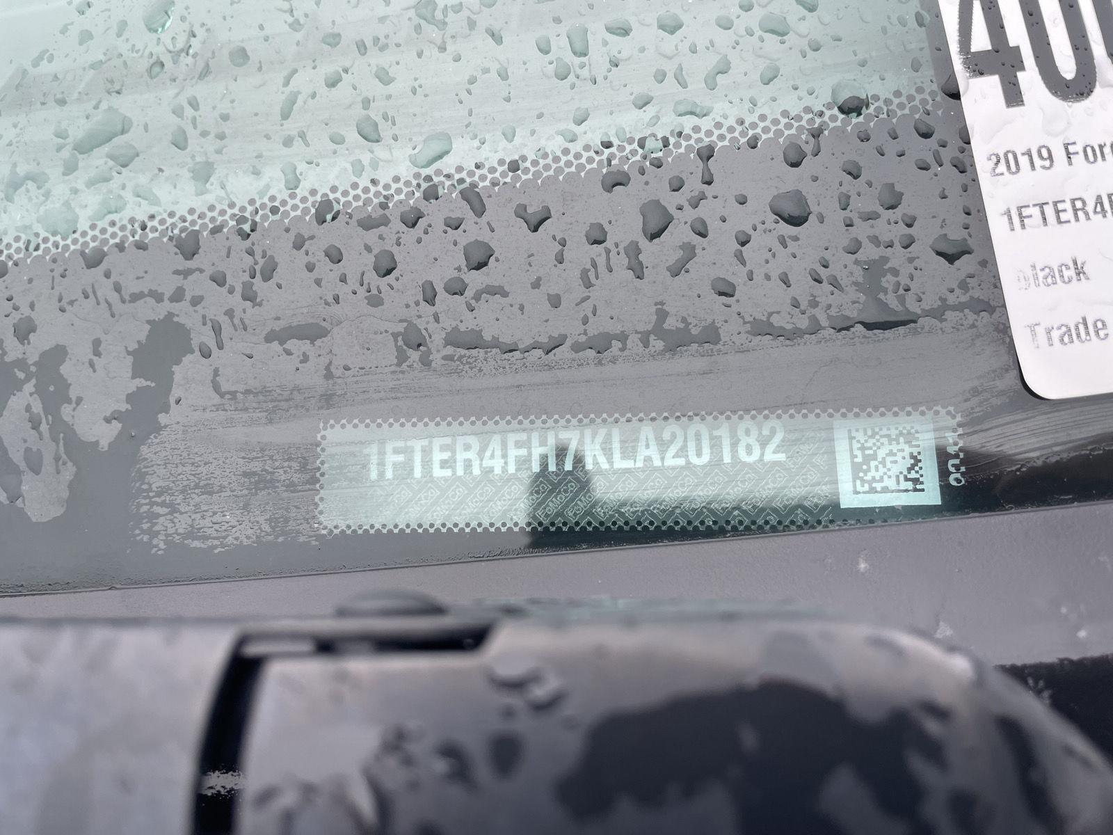 Vehicle photo 31