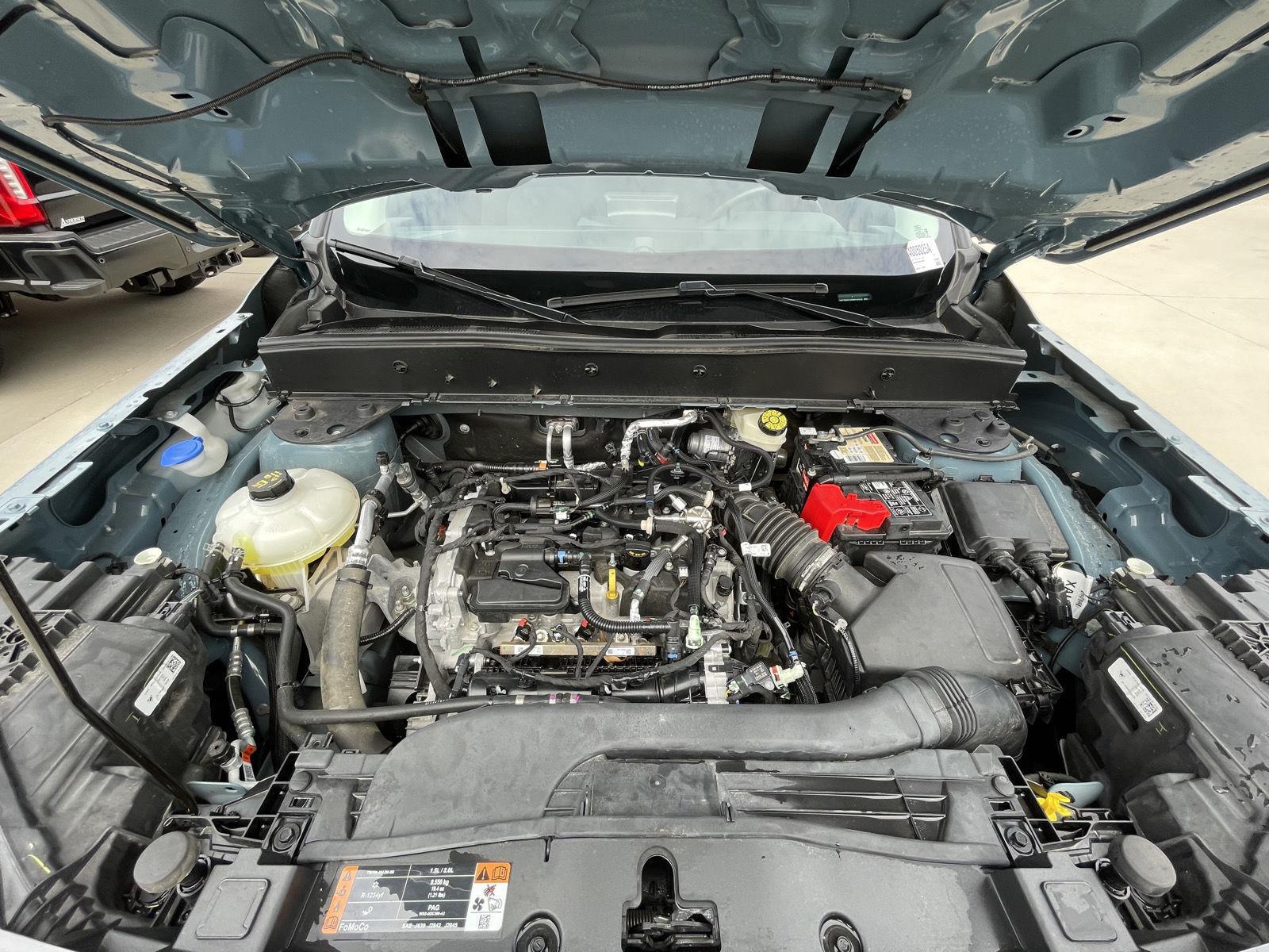 Vehicle photo 35