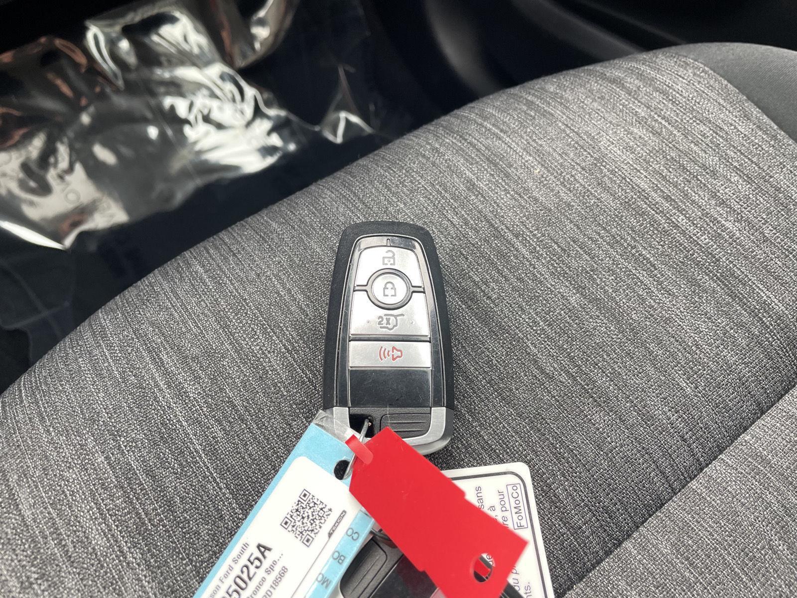 Vehicle photo 39