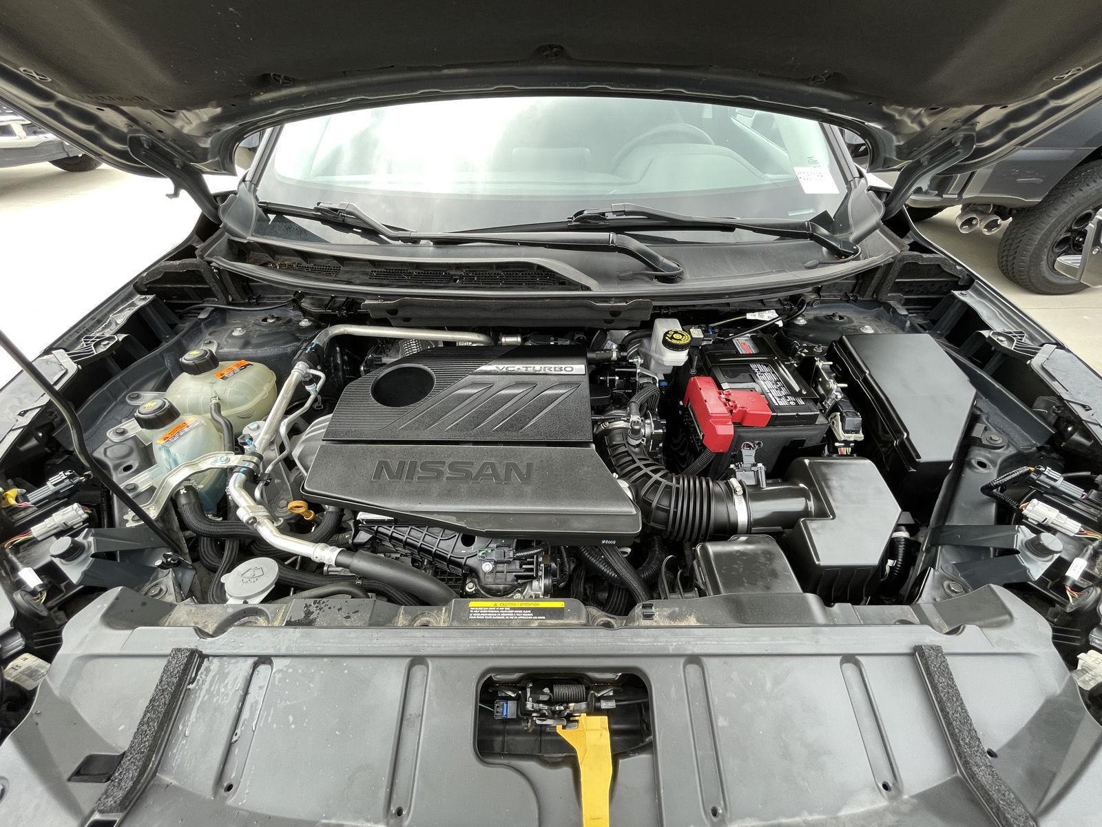 Vehicle photo 33