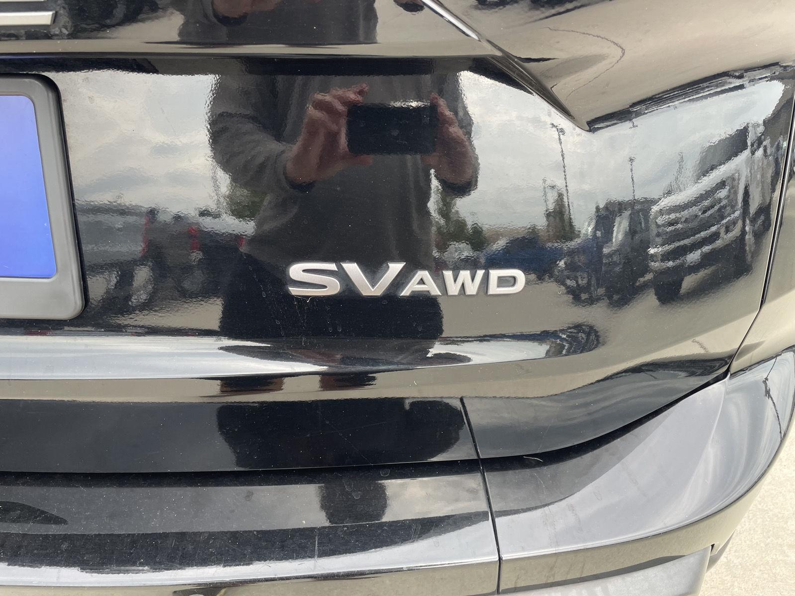 Vehicle photo 37