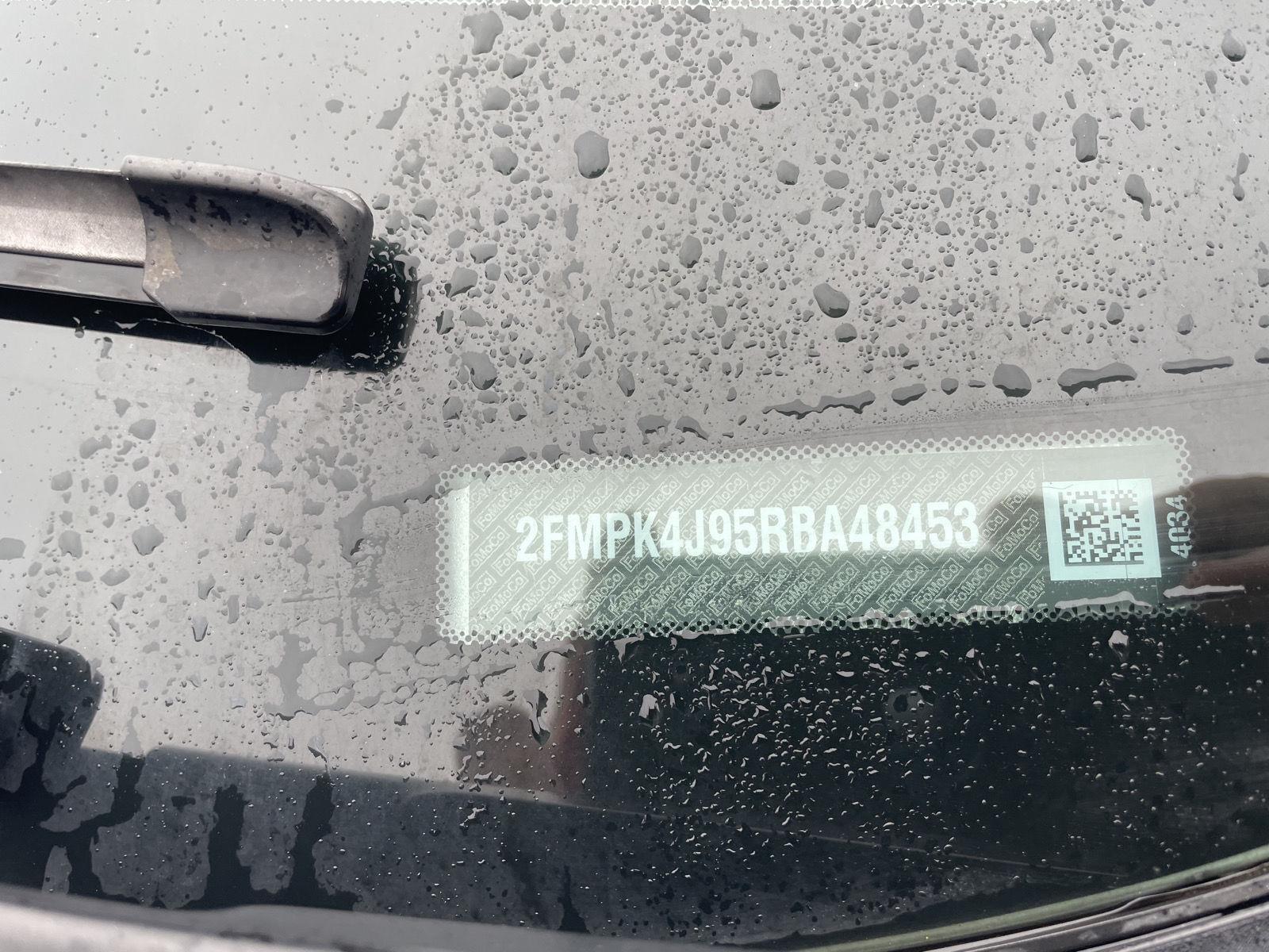 Vehicle photo 32
