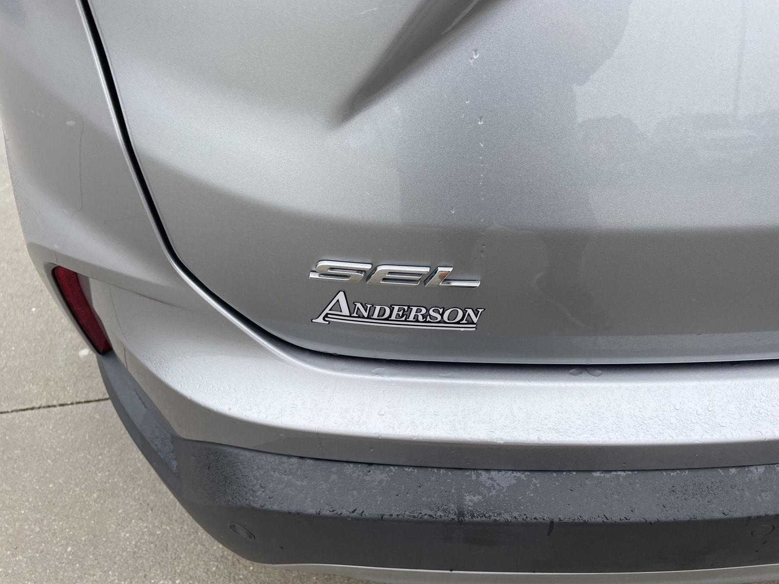Vehicle photo 36