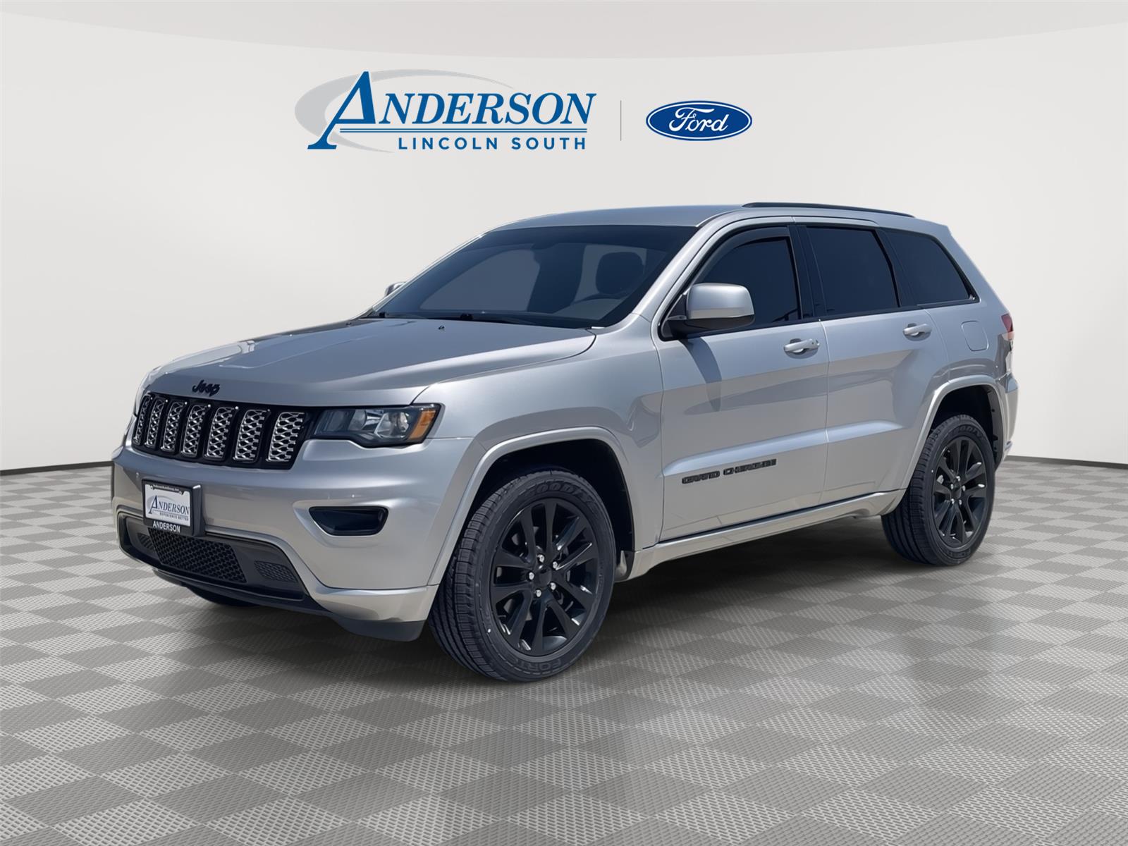 Billet Silver Metallic Clearcoat 2018 Jeep Grand Cherokee SUV / Crossover Four-Wheel Drive 8-Speed Automatic