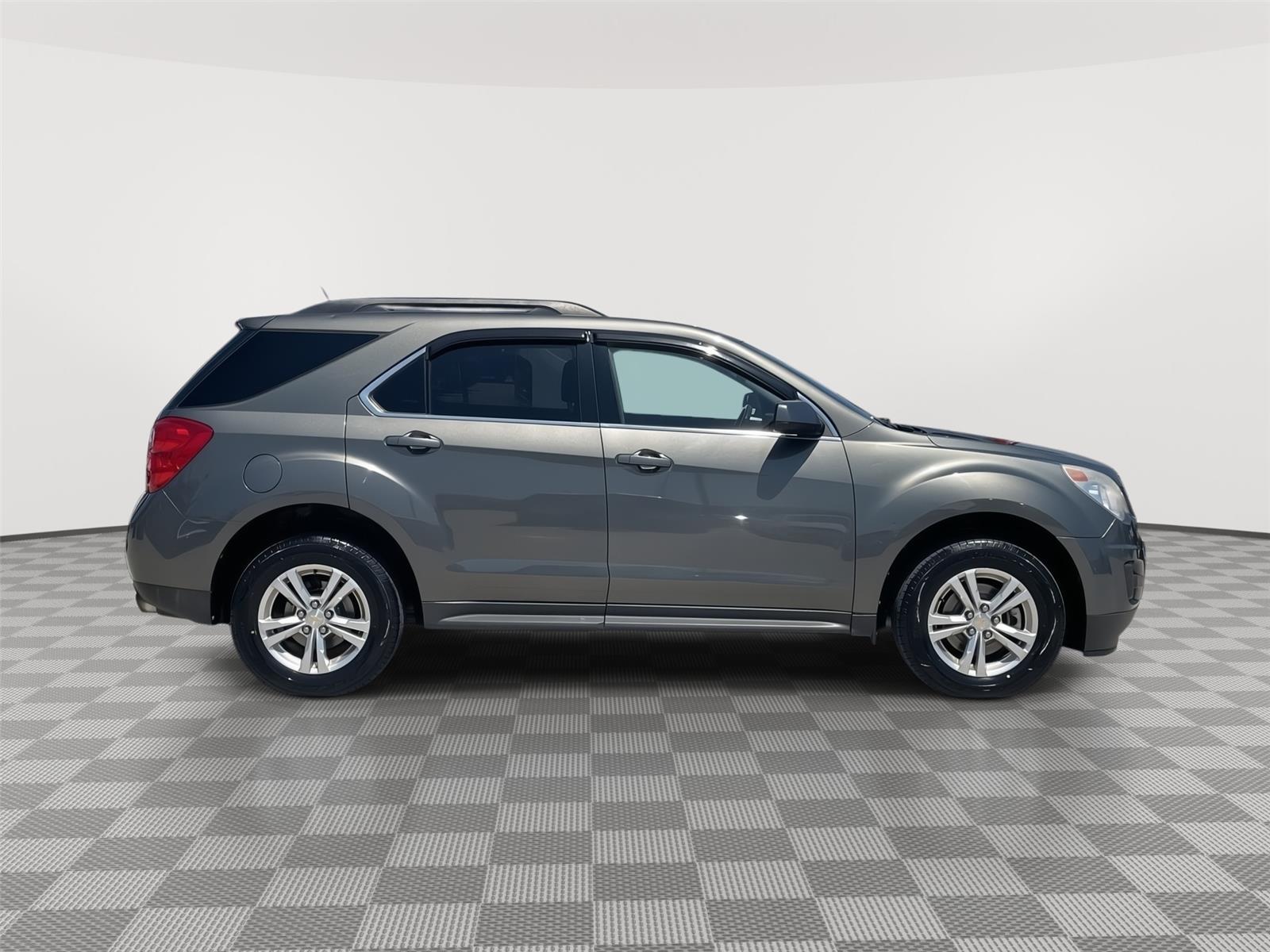 Vehicle photo 6