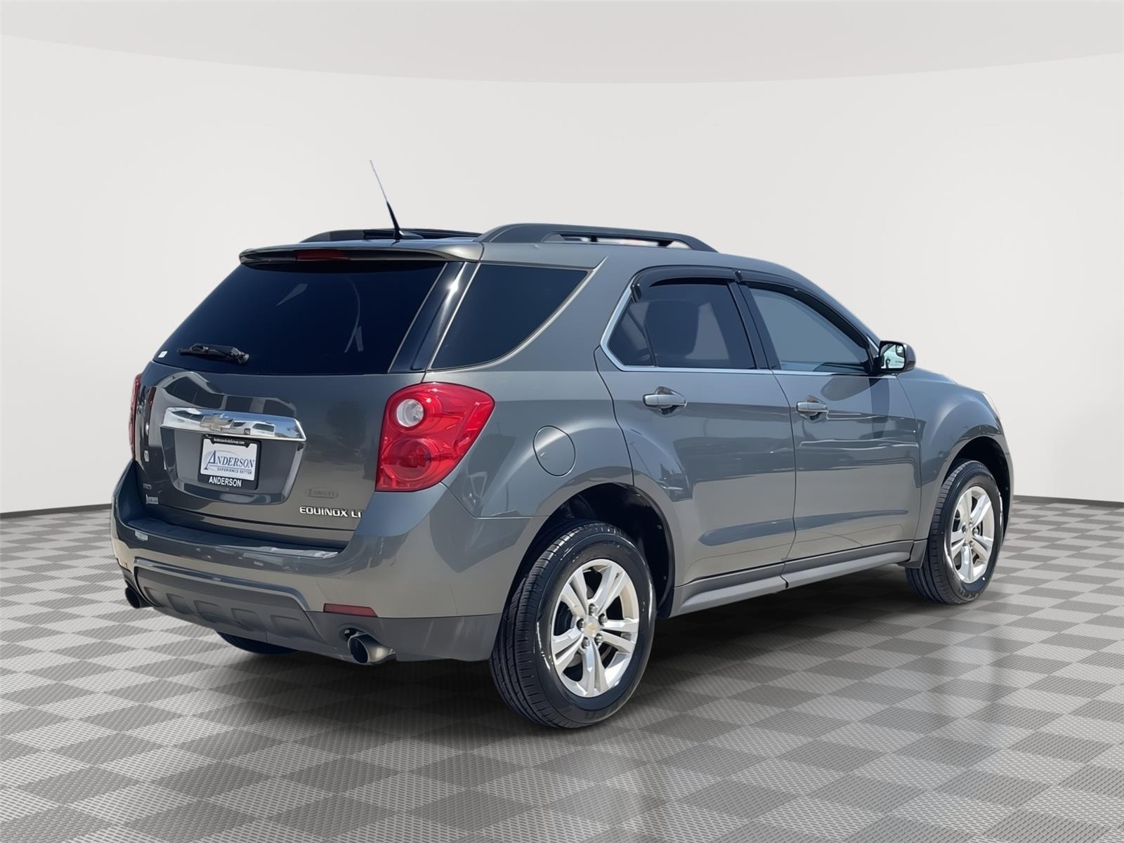 Vehicle photo 7
