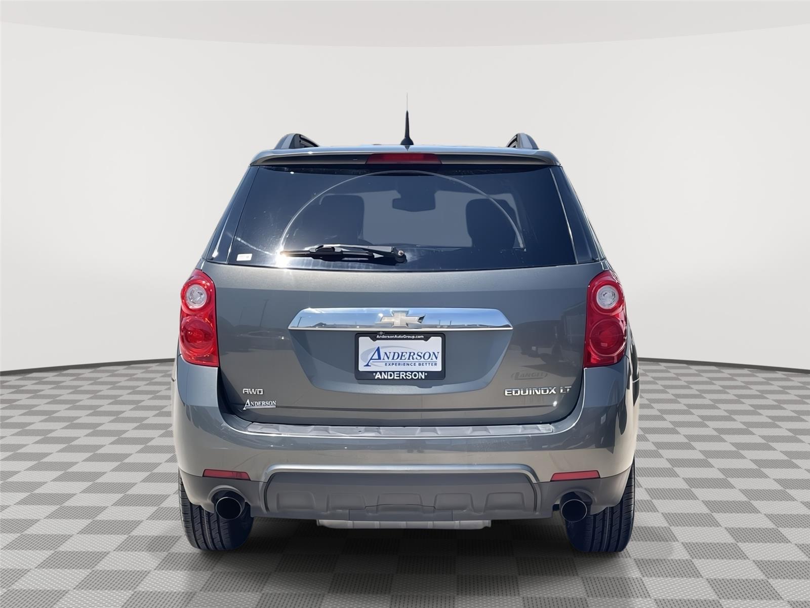 Vehicle photo 8