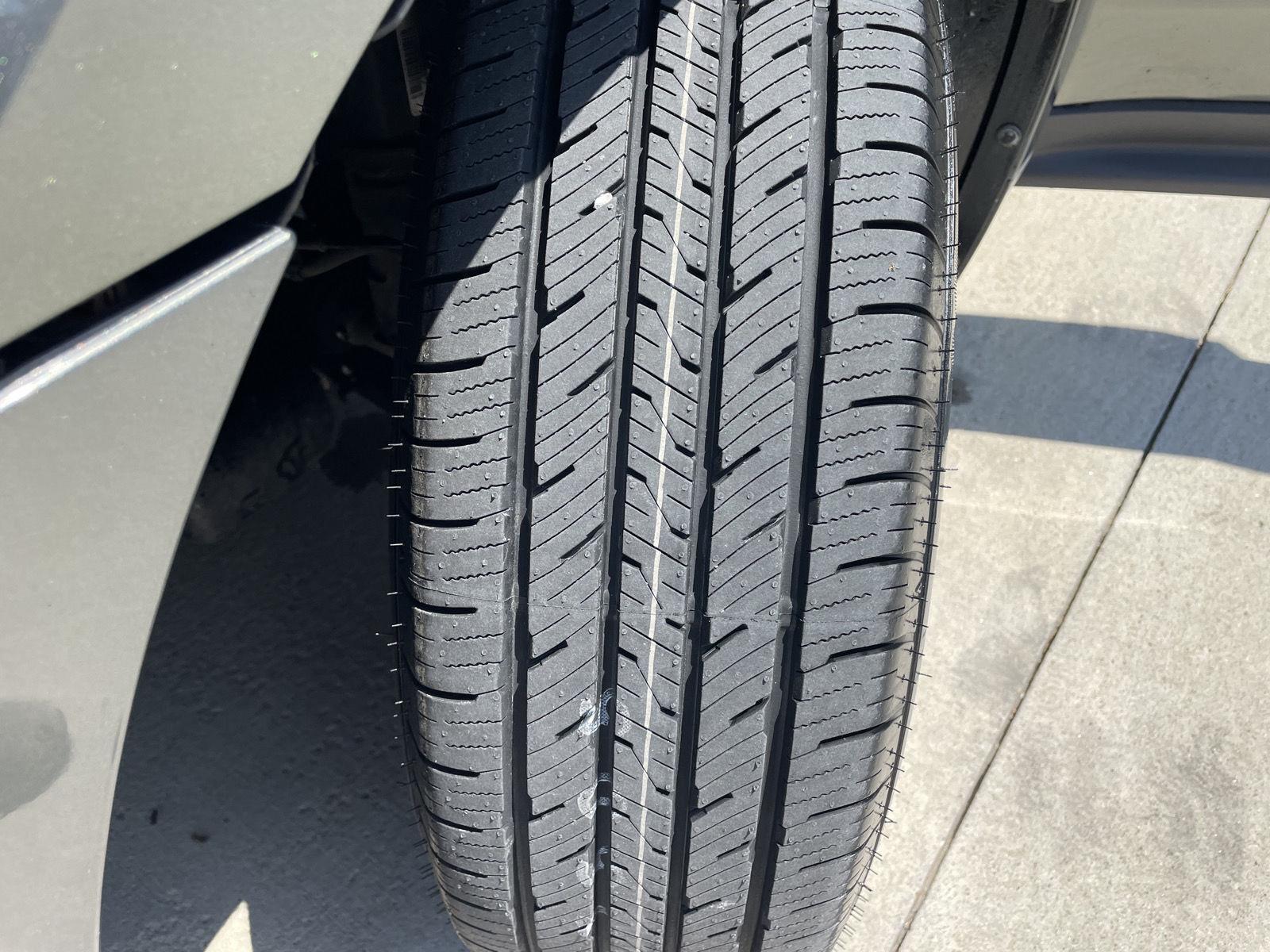 Vehicle photo 11