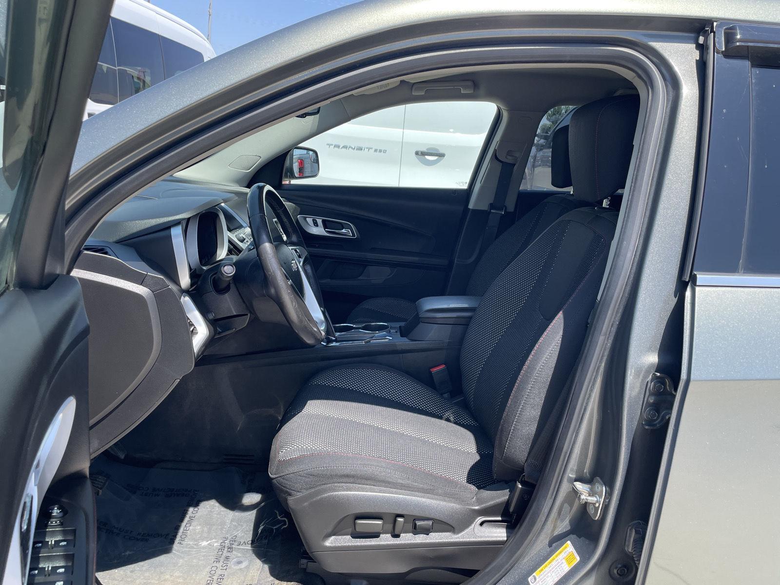 Vehicle photo 17