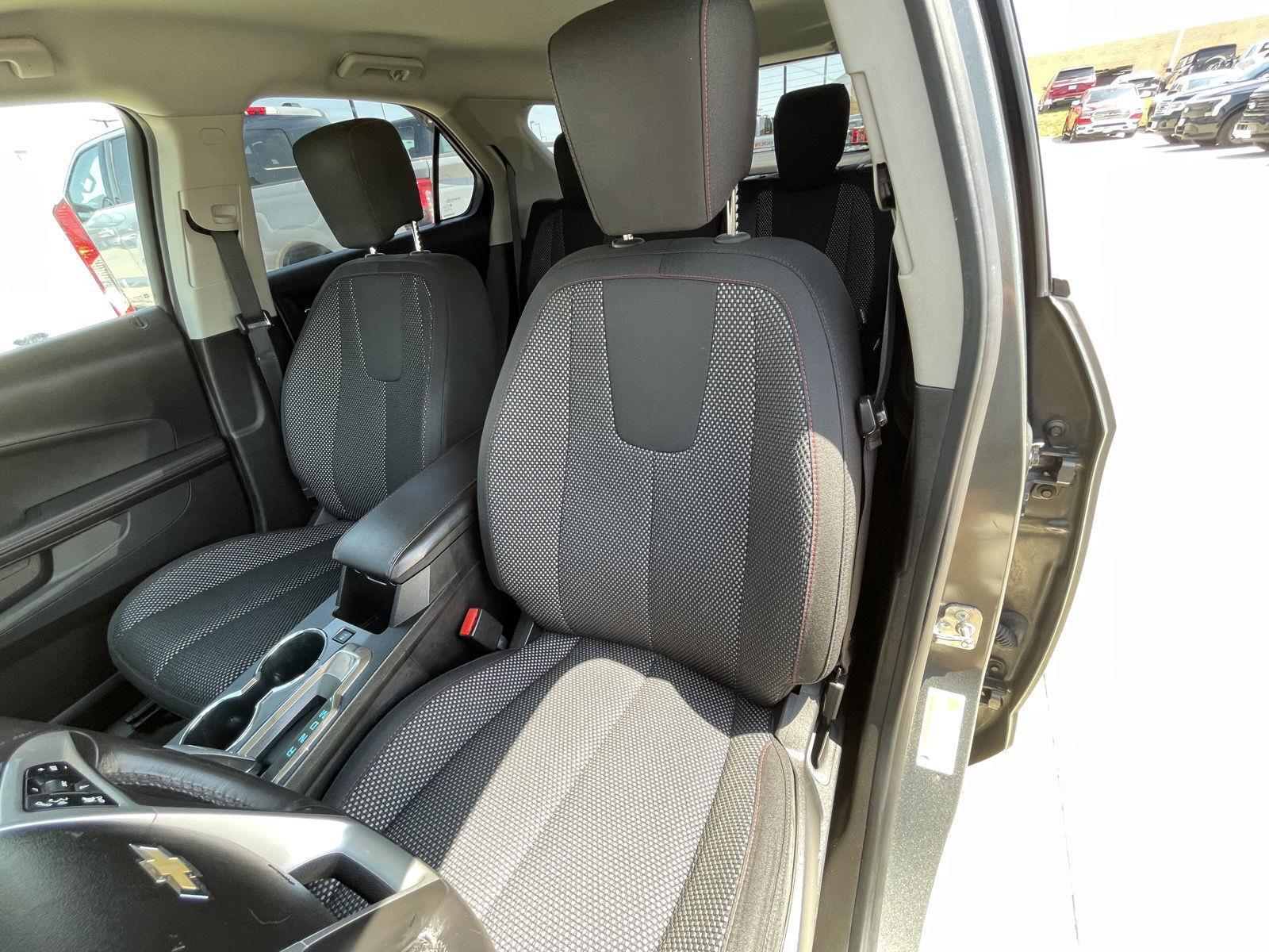 Vehicle photo 18